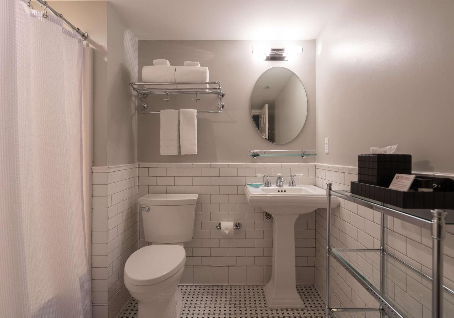 The Kendall Hotel at the Engine 7 Firehouse gallery photo in Cambridge, MA — image 47
