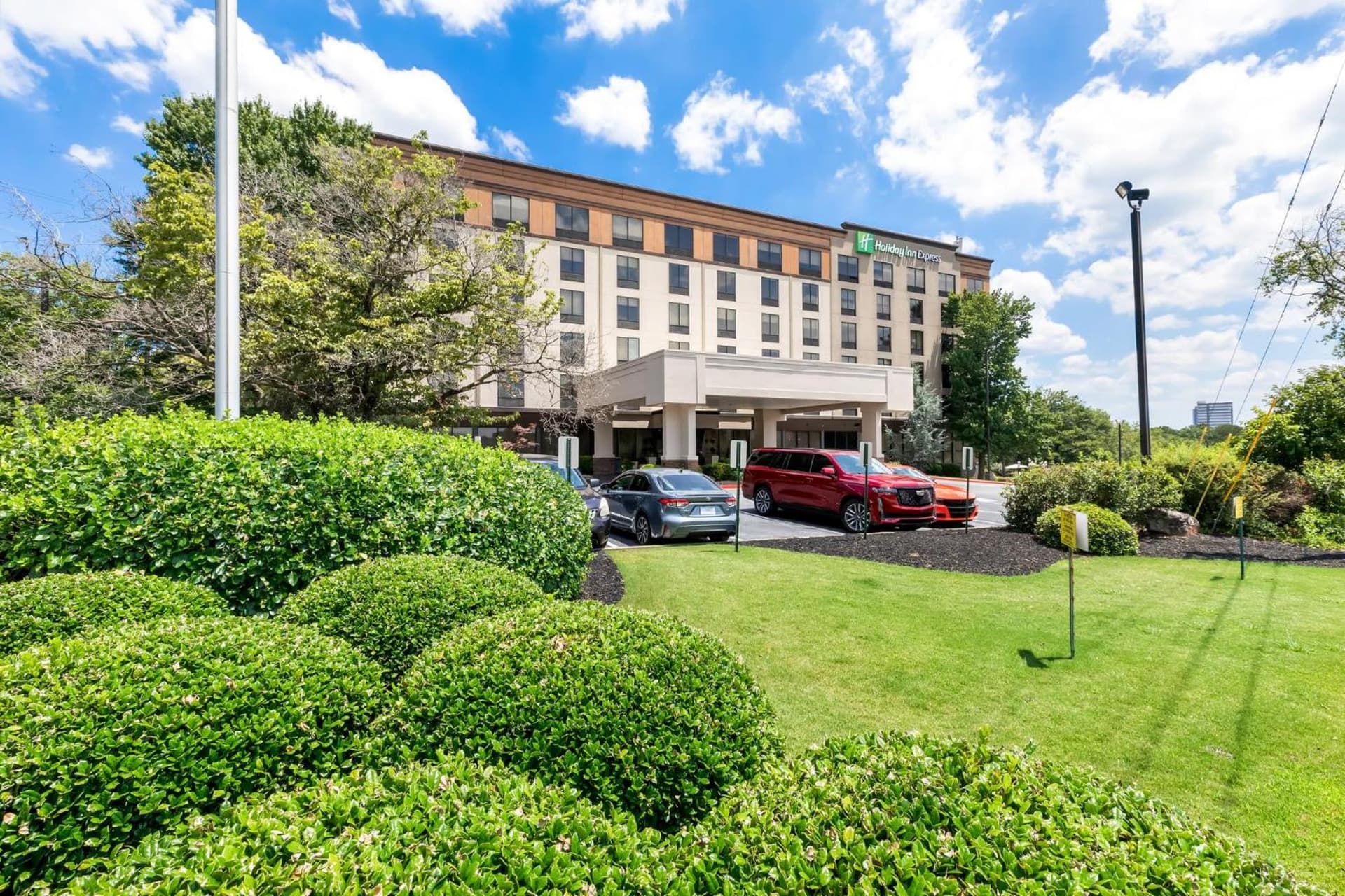 Holiday Inn Express Atlanta Galleria-Ballpark Area by IHG exterior or lobby in Atlanta, GA — main listing photo