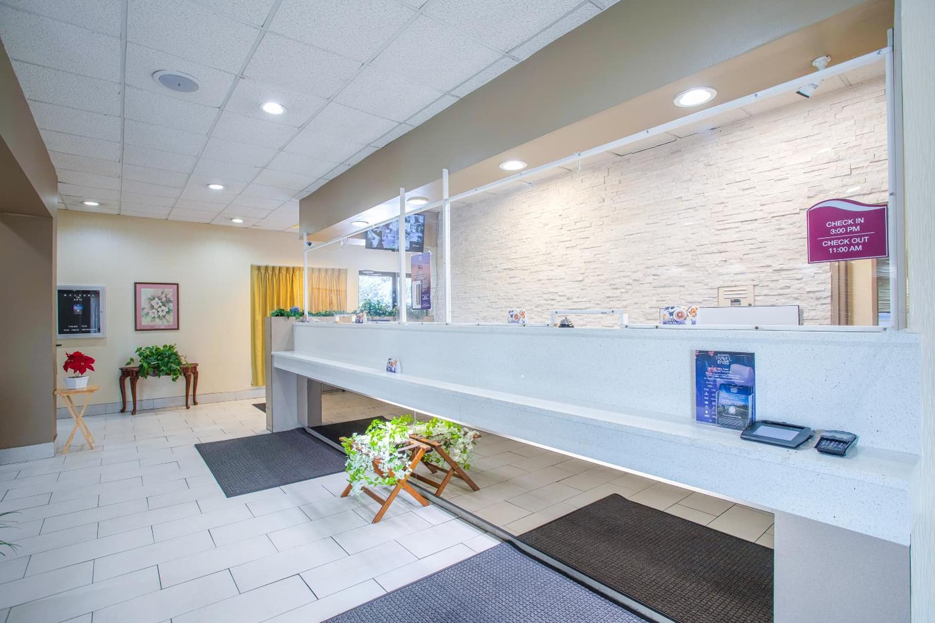 Americas Best Value Inn Winston-Salem gallery photo in Winston-Salem, NC — image 38