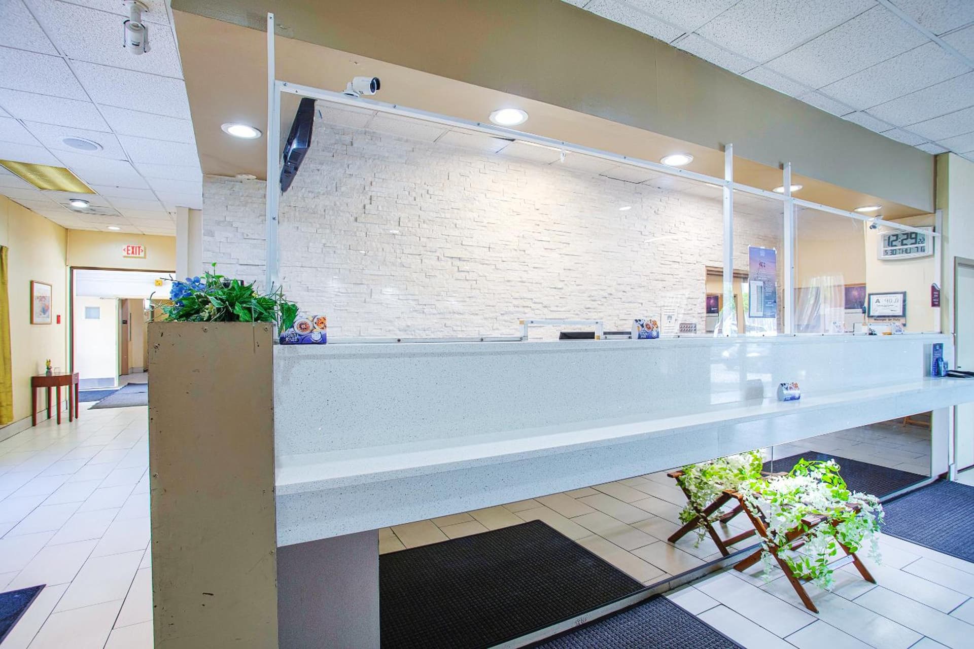 Americas Best Value Inn Winston-Salem gallery photo in Winston-Salem, NC — image 61