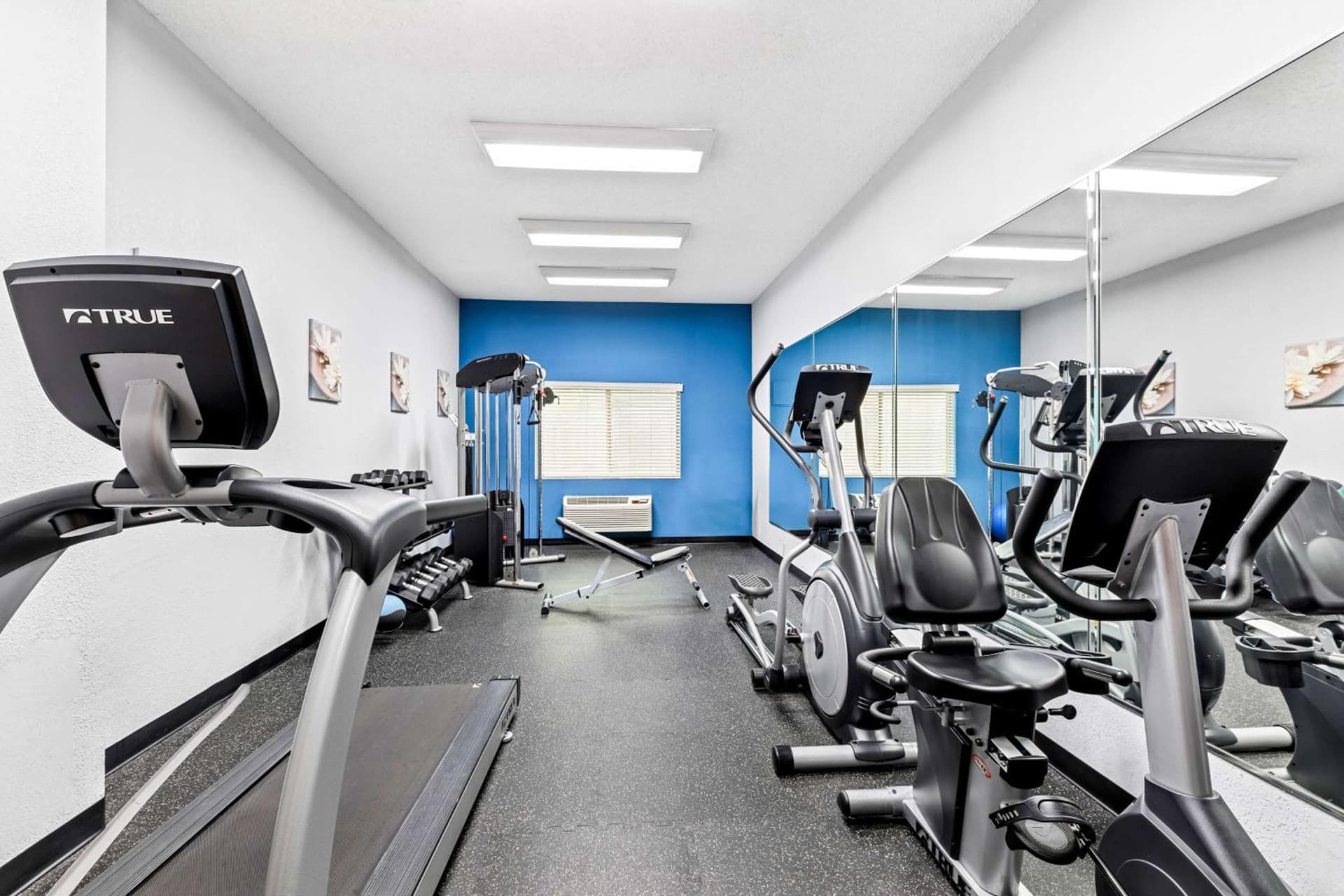 Best Western Gwinnett Center interior in Duluth, GA — gallery photo 2