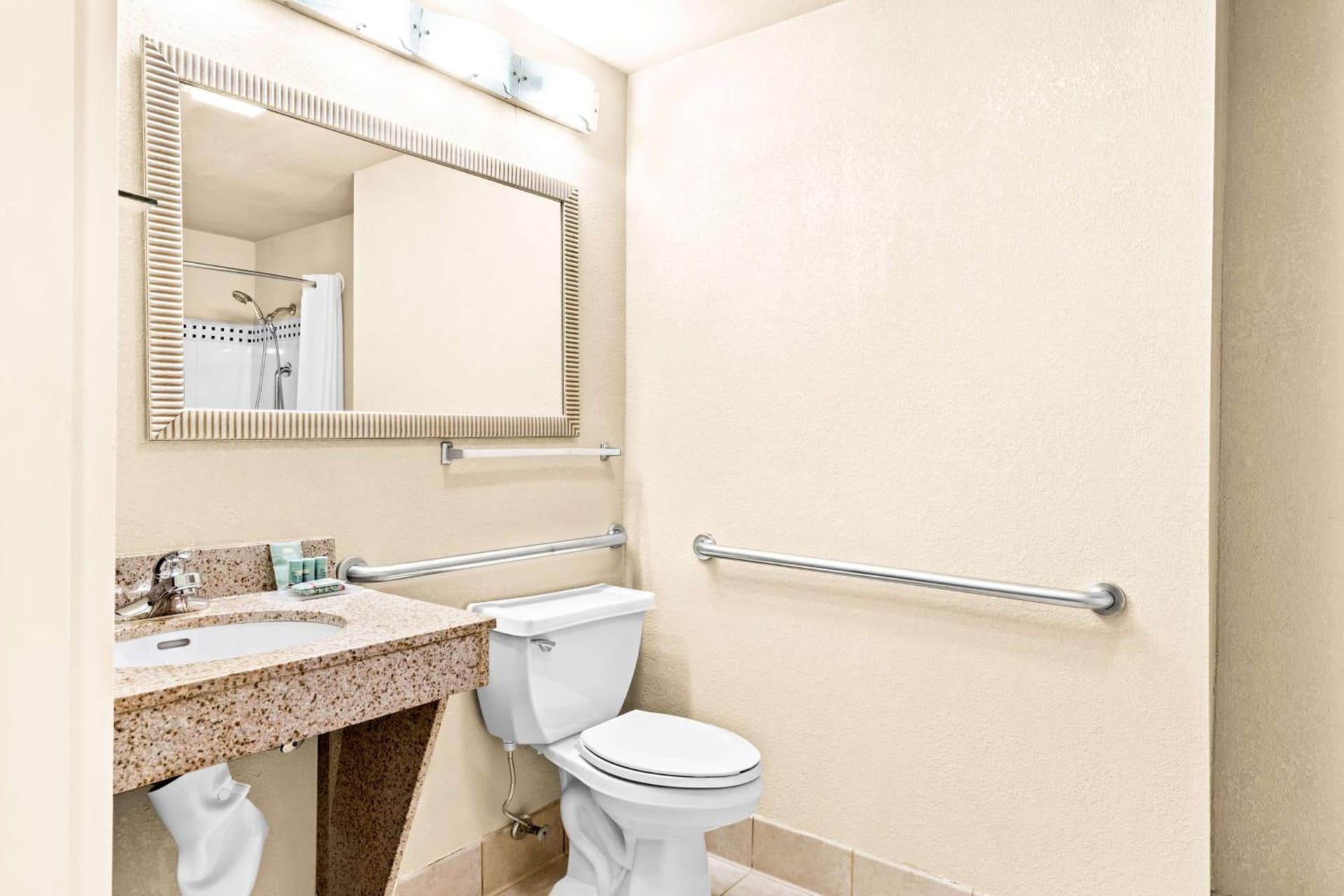 Best Western Gwinnett Center gallery photo in Duluth, GA — image 31