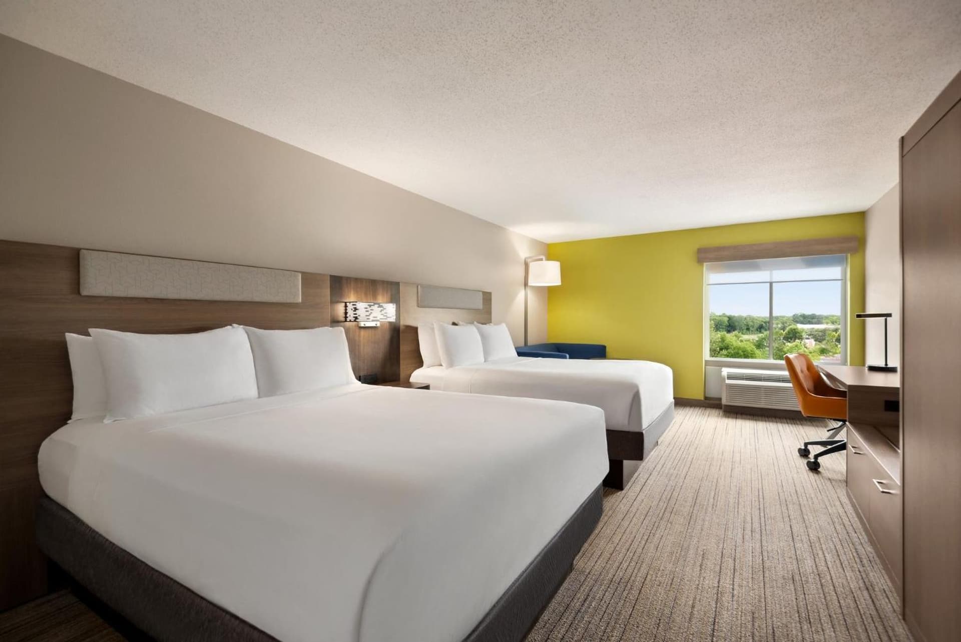 Holiday Inn Express Hotel & Suites Fredericksburg by IHG gallery photo in Fredericksburg, VA — image 70