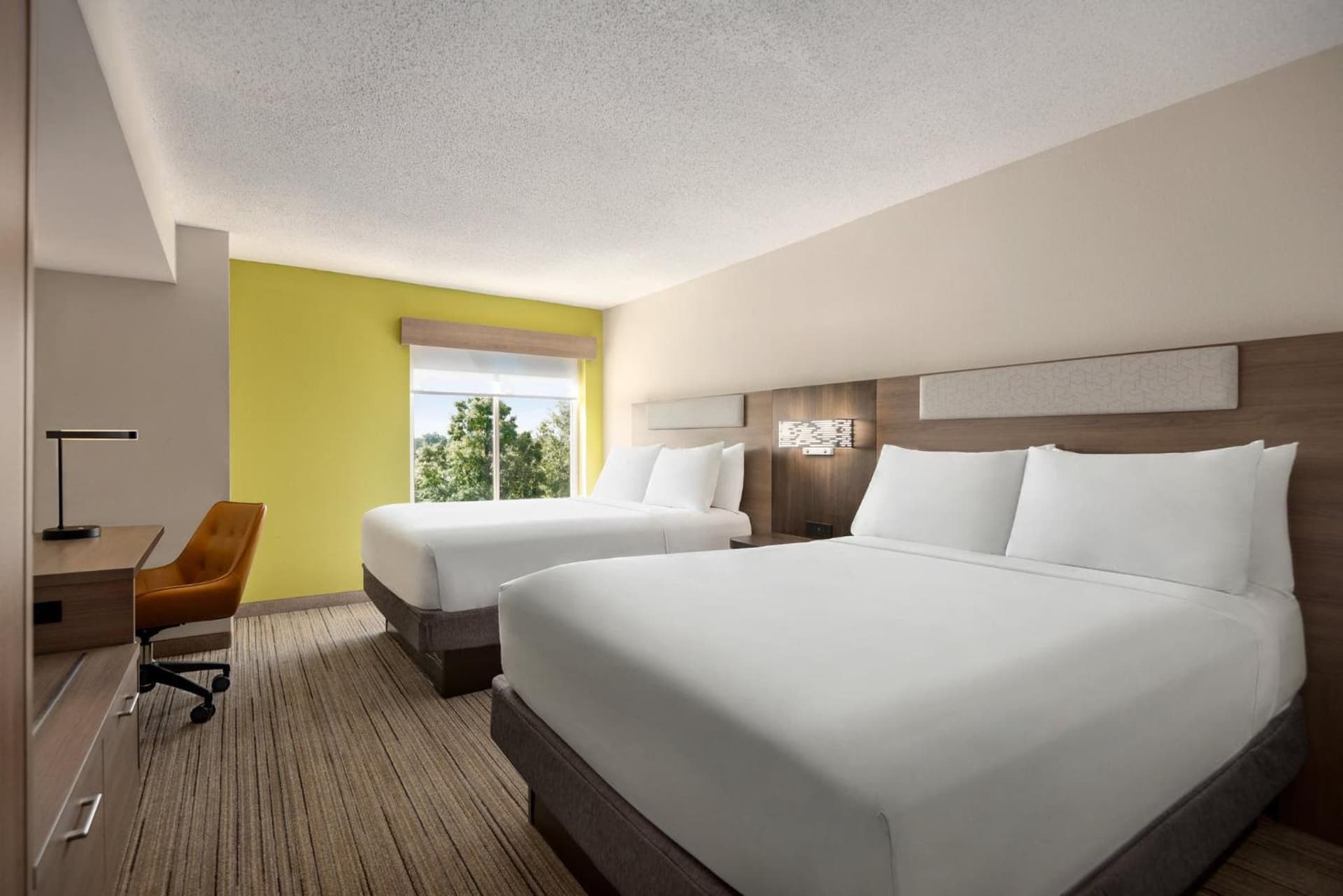 Holiday Inn Express Hotel & Suites Fredericksburg by IHG gallery photo in Fredericksburg, VA — image 26