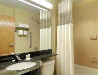 Microtel Inn & Suites by Wyndham Saraland gallery photo in Saraland, AL — image 19