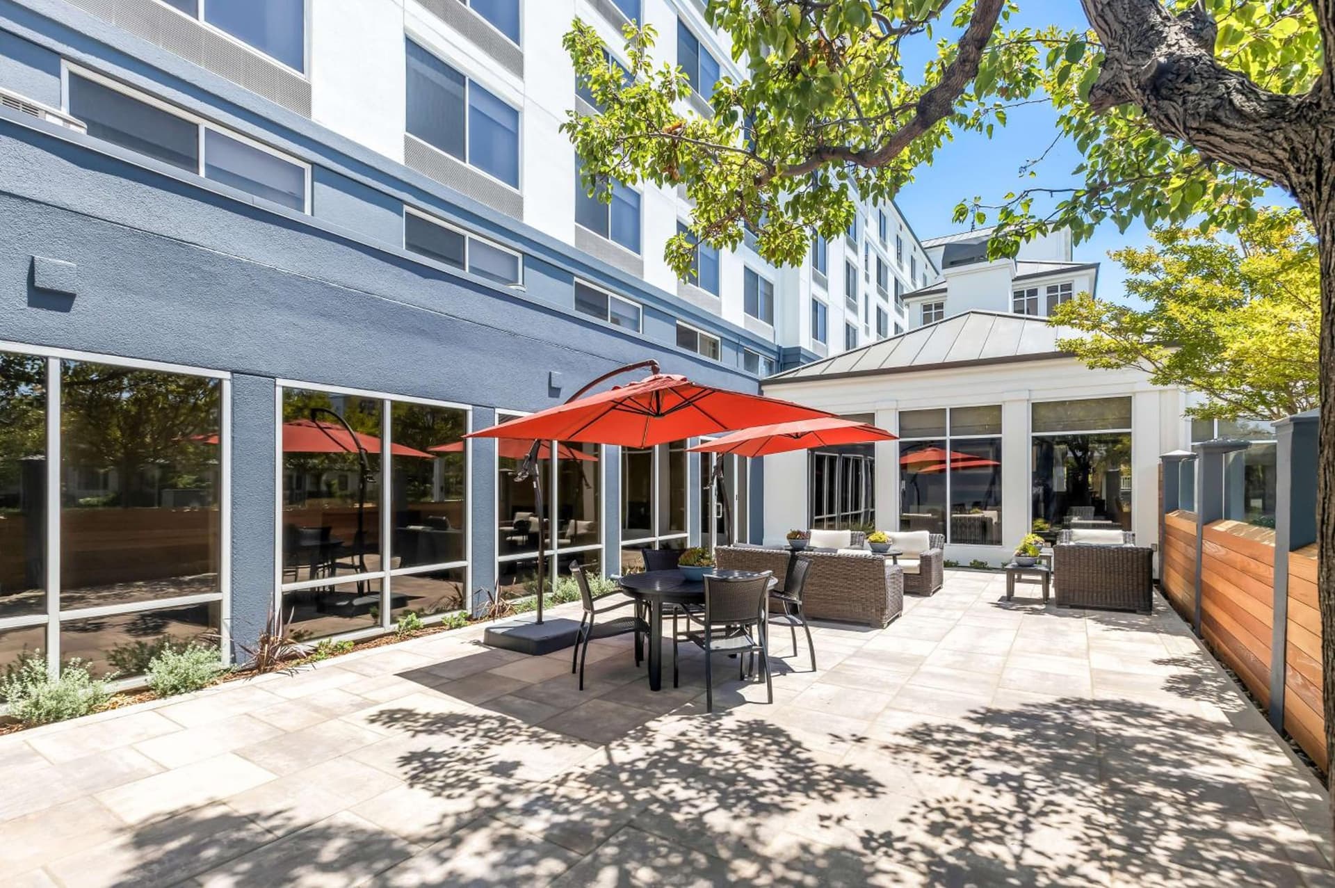 Hilton Garden Inn San Mateo gallery photo in San Mateo, CA — image 8