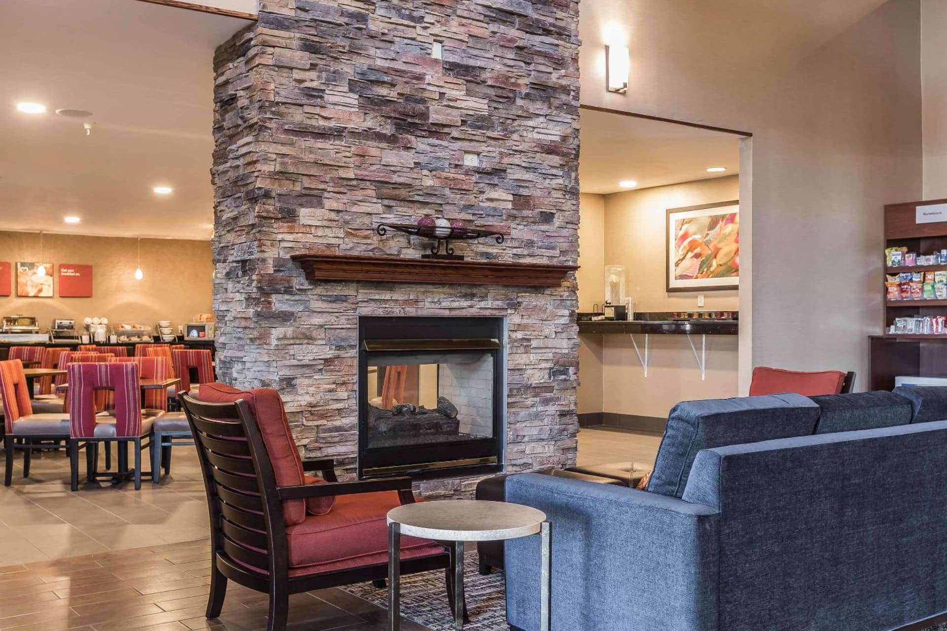 Comfort Suites Fort Wayne North property views in Fort Wayne, IN — gallery photo 3