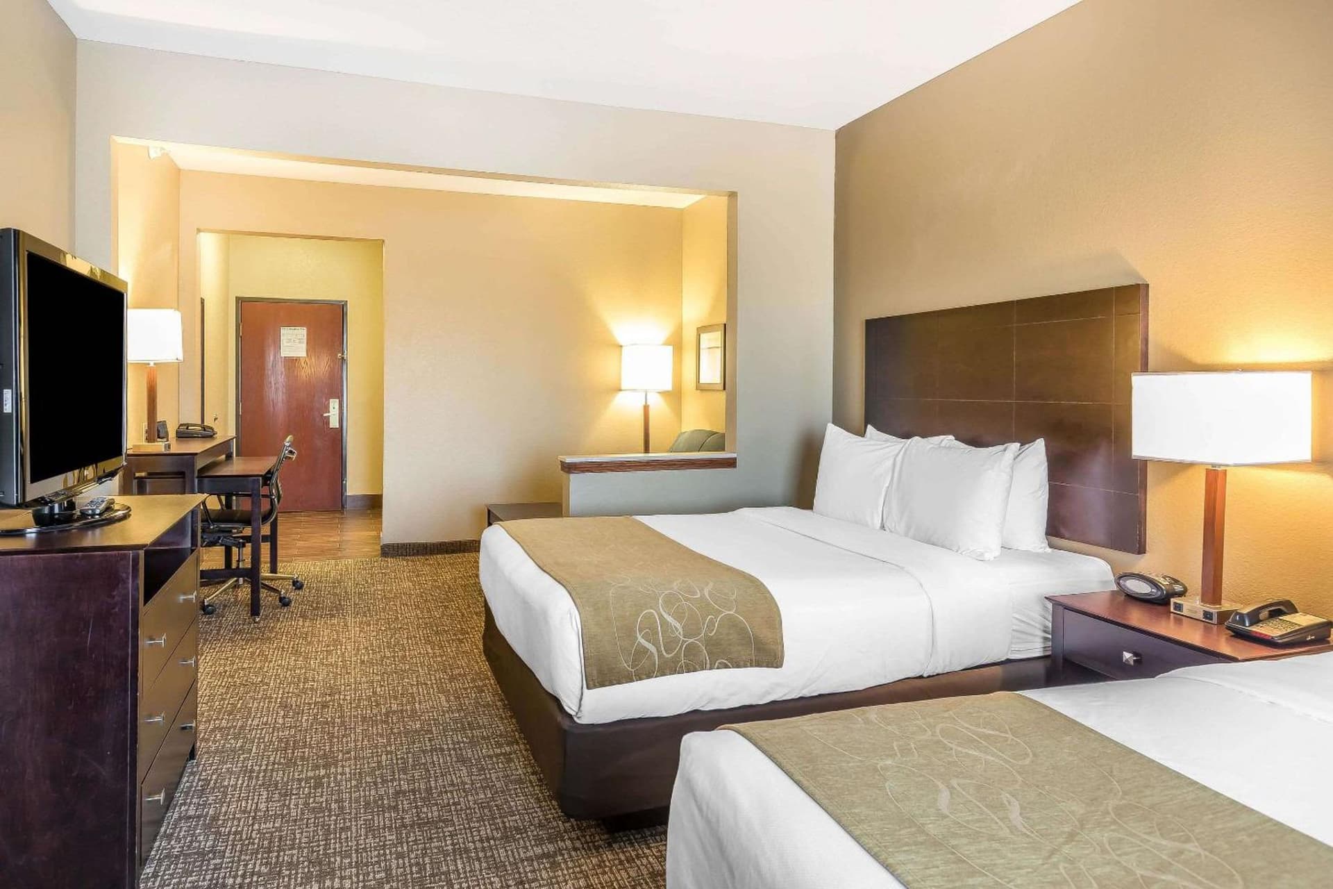 Comfort Suites Fort Wayne North gallery photo in Fort Wayne, IN — image 27