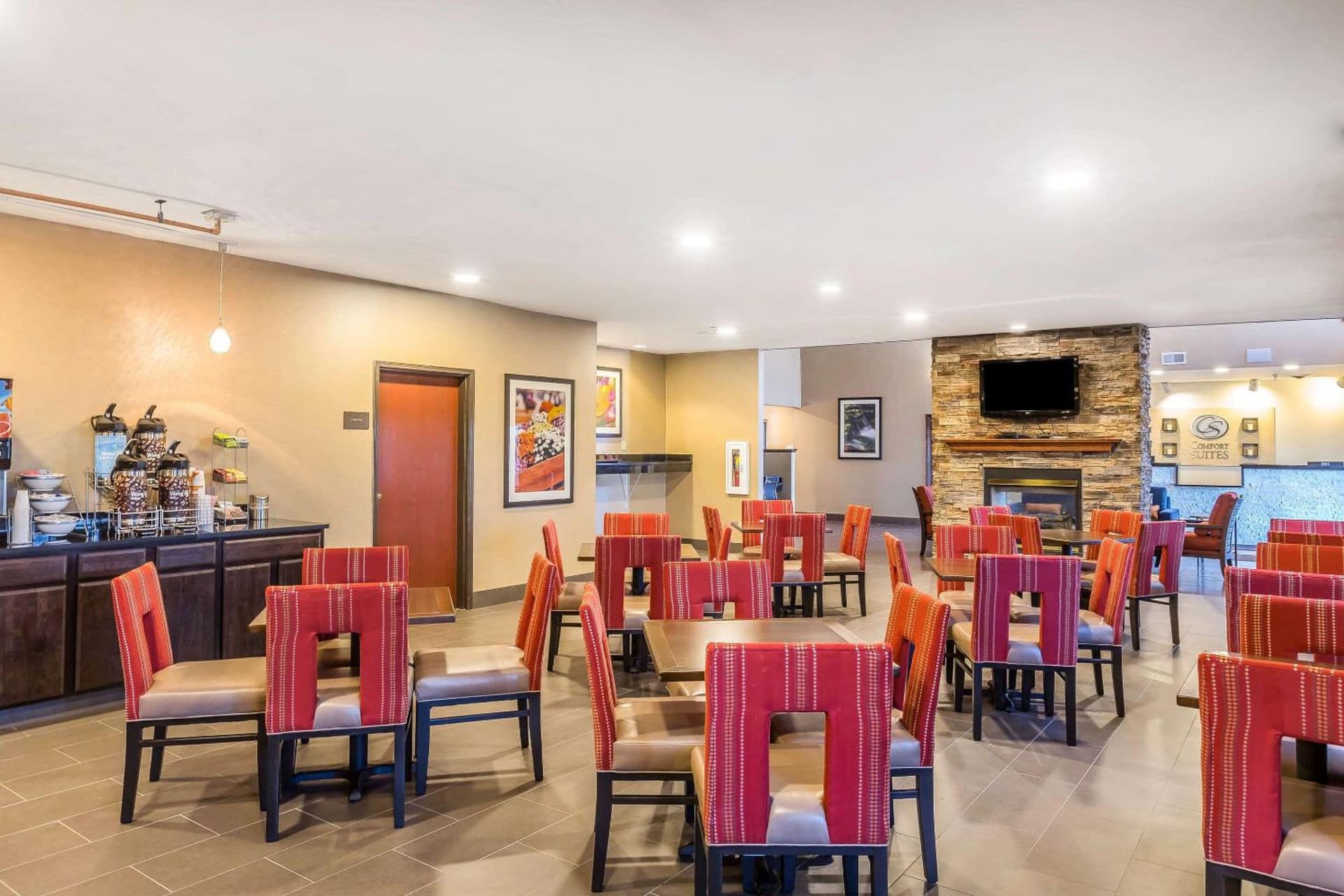 Comfort Suites Fort Wayne North gallery photo in Fort Wayne, IN — image 19