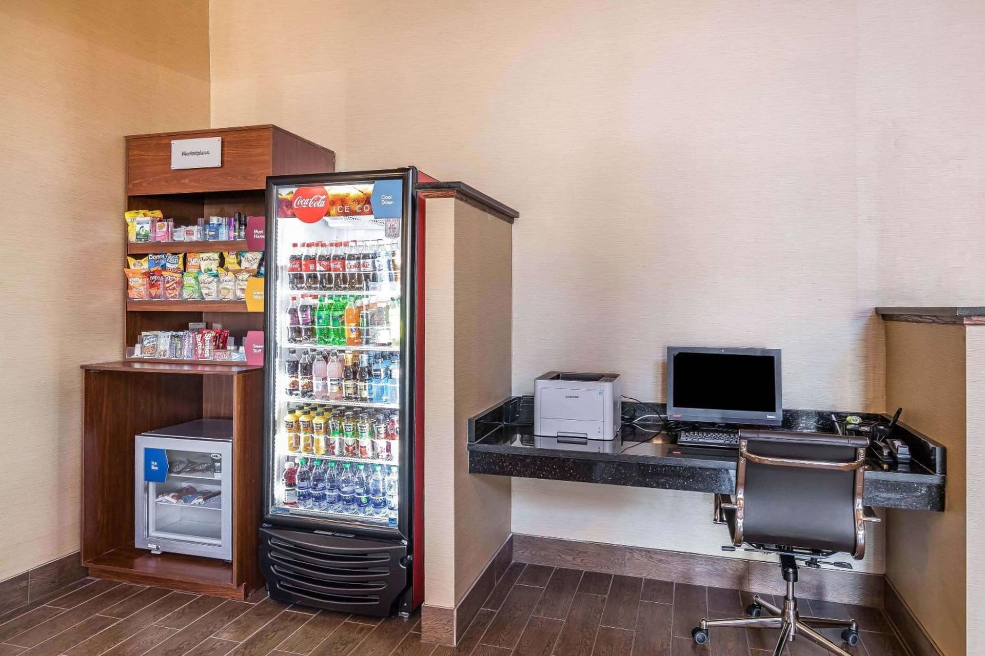 Comfort Suites Fort Wayne North gallery photo in Fort Wayne, IN — image 17
