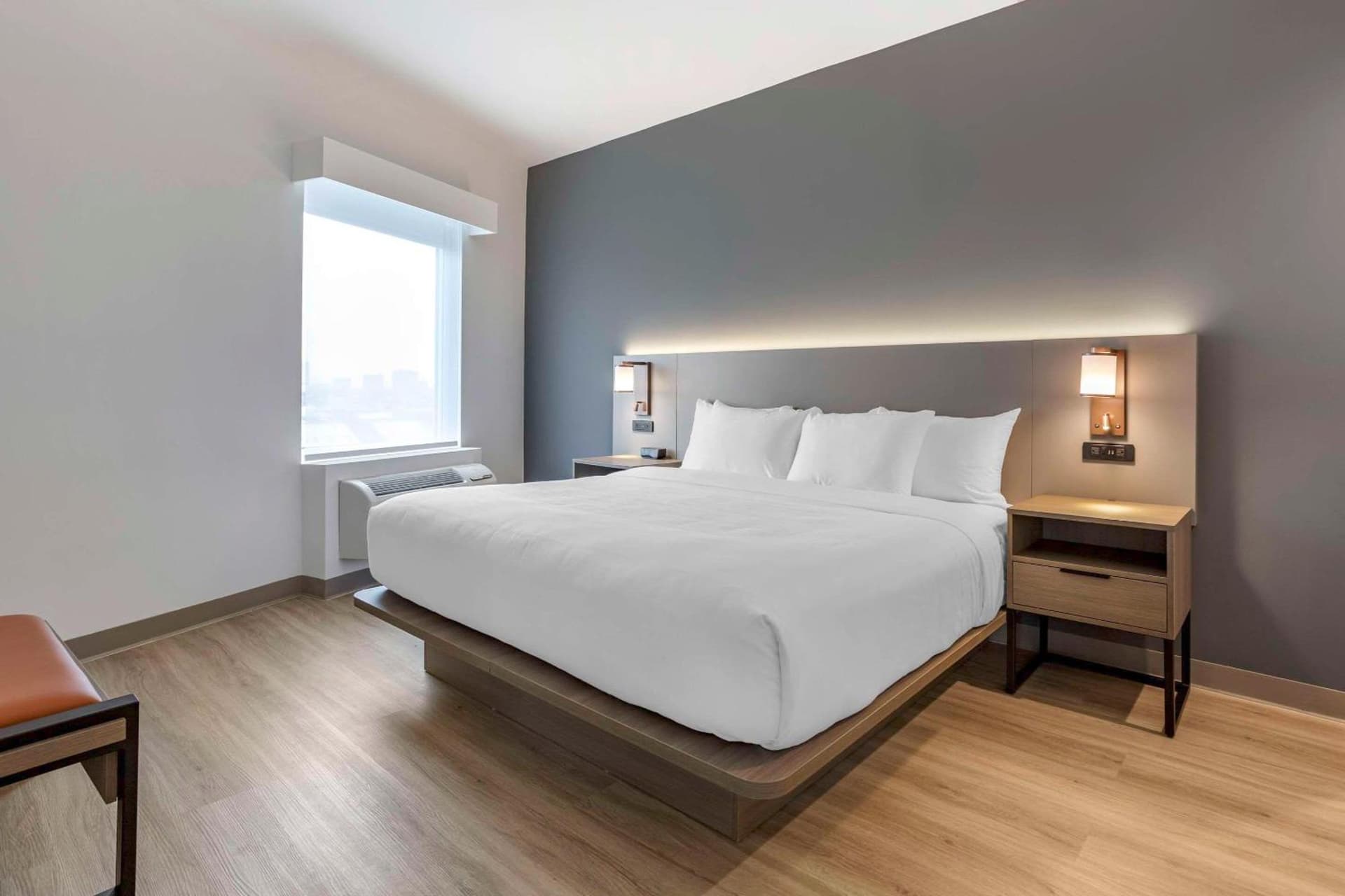 Comfort Inn & Suites Newark Liberty International Airport gallery photo in Newark, NJ — image 56