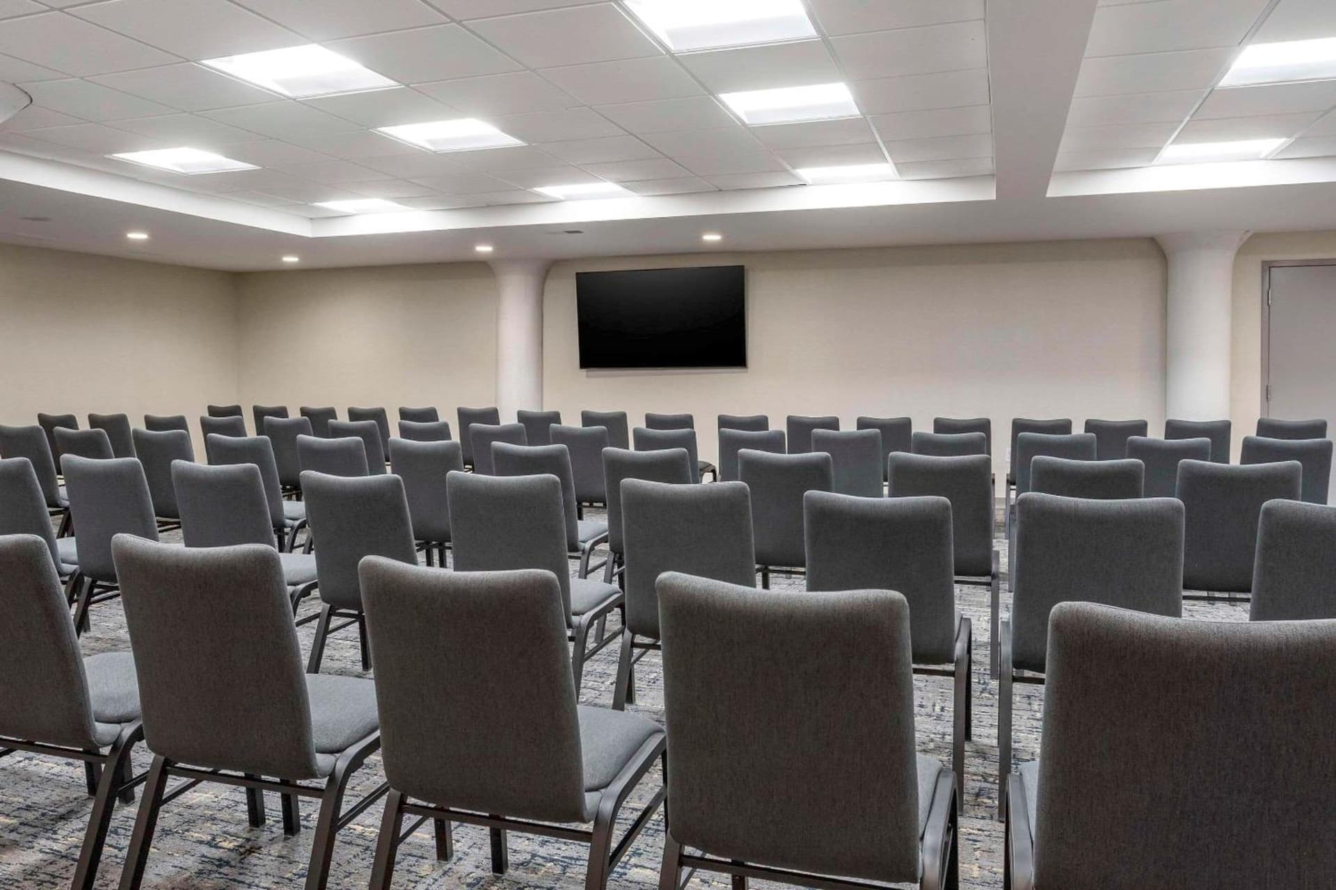 Comfort Inn & Suites Newark Liberty International Airport gallery photo in Newark, NJ — image 138