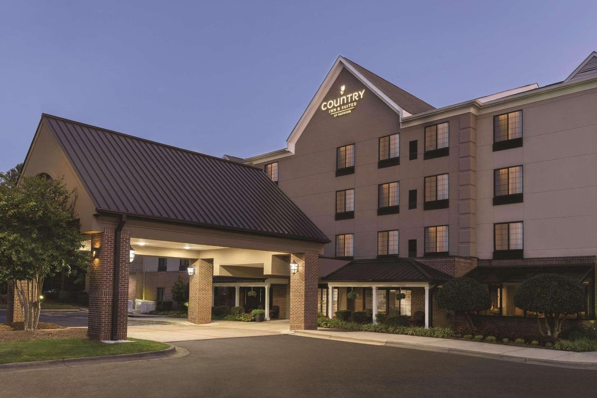 Country Inn & Suites by Radisson Raleigh-Durham Airport NC interior in Morrisville, NC — gallery photo 2