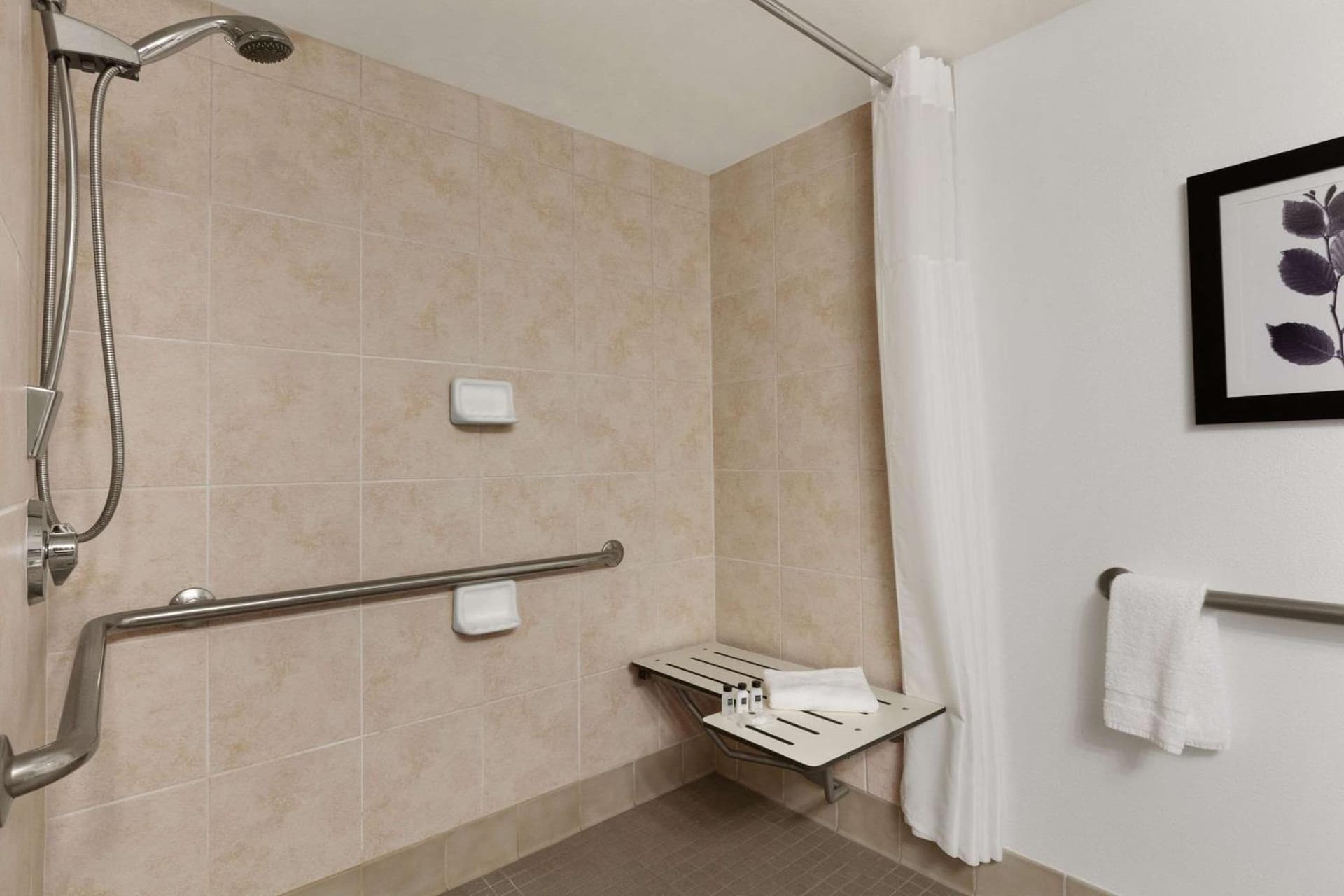 Country Inn & Suites by Radisson, Seattle-Bothell, WA gallery photo in Bothell, WA — image 44