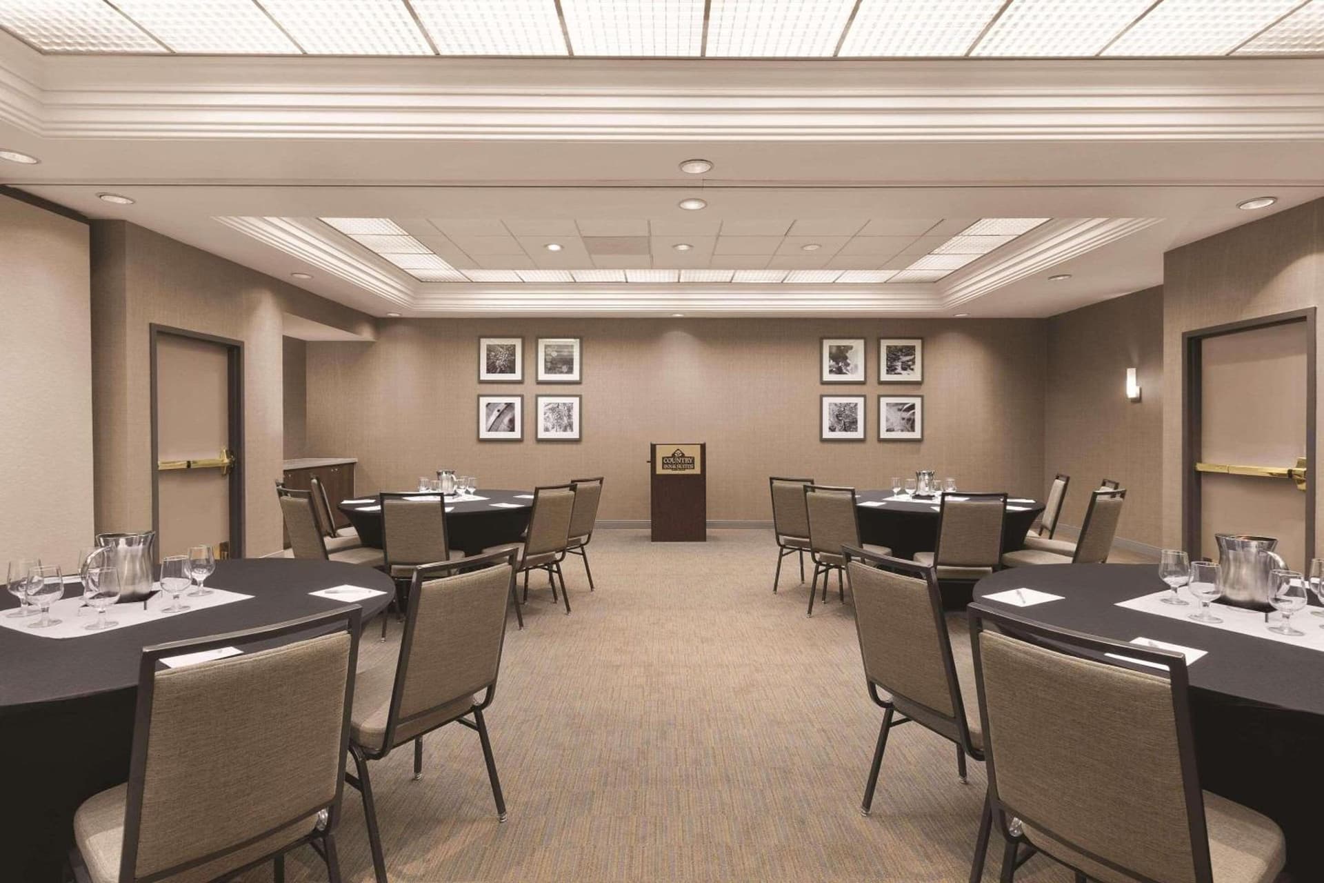 Country Inn & Suites by Radisson, Seattle-Bothell, WA gallery photo in Bothell, WA — image 21