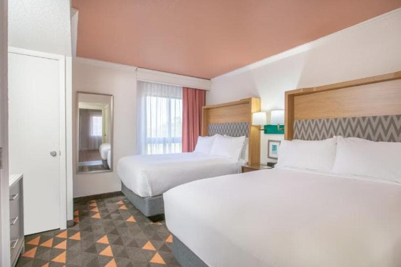 Holiday Inn & Suites Boca Raton - North gallery photo in Boca Raton, FL — image 18
