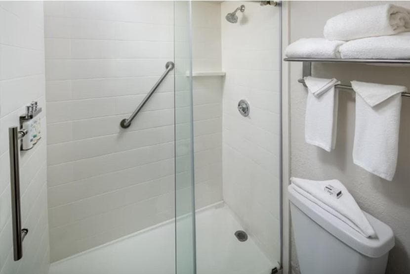 Holiday Inn & Suites Boca Raton - North gallery photo in Boca Raton, FL — image 17