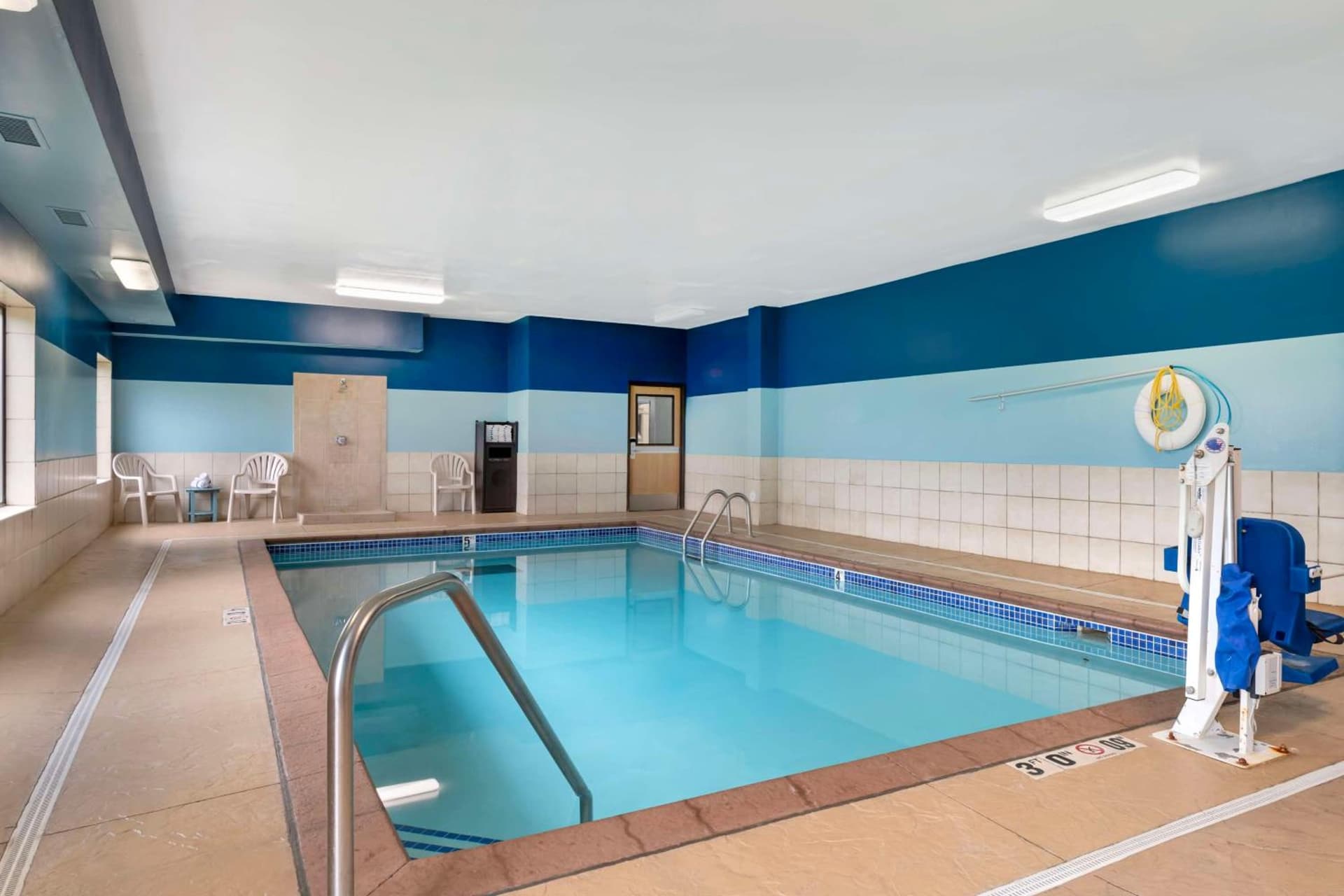 Best Western Plus Albert Lea I-90/I-35 Hotel interior in Albert Lea, MN — gallery photo 2