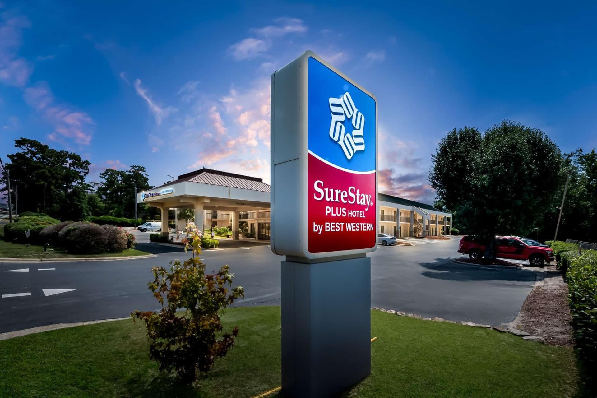 SureStay Plus Hotel by Best Western Southern Pines Pinehurst featured exterior or lobby in Southern Pines, NC — similar hotel