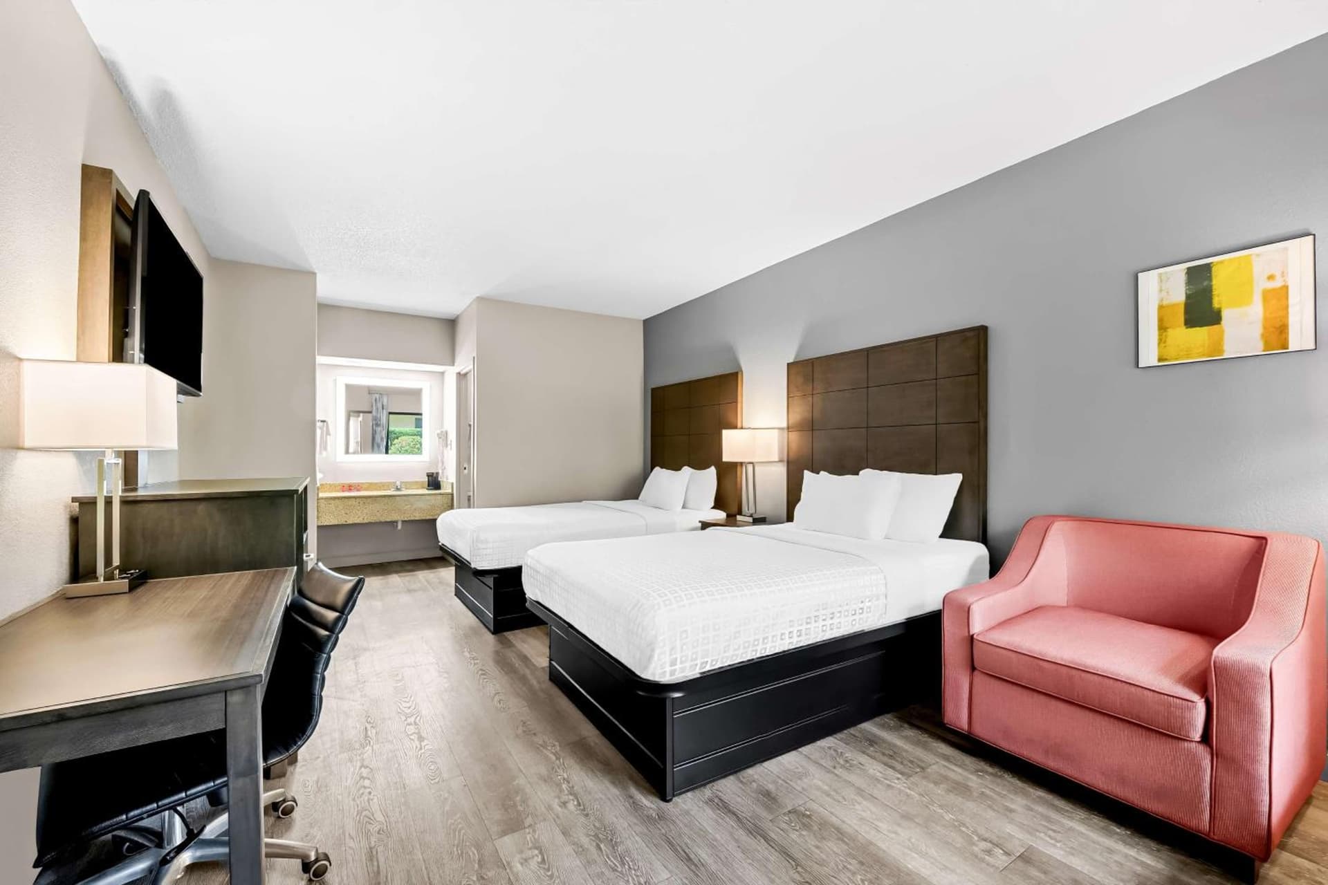 SureStay Plus Hotel by Best Western Southern Pines Pinehurst property views in Southern Pines, NC — gallery photo 3