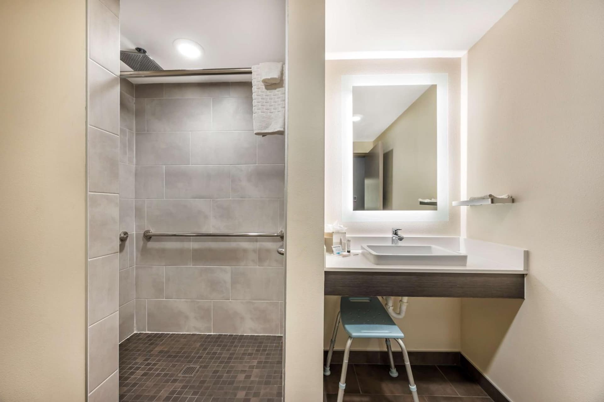 Vīb Best Western Springfield gallery photo in Springfield, MO — image 23