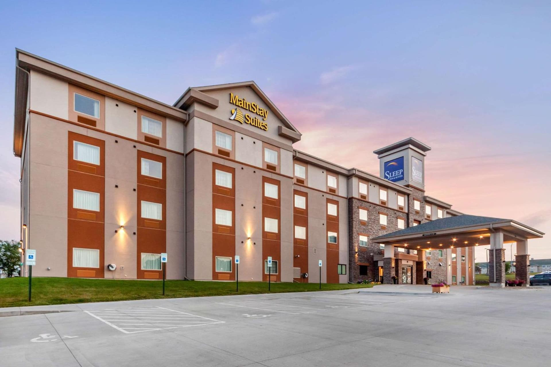 Sleep Inn & Suites Lincoln University Area gallery photo in Lincoln, NE — image 45