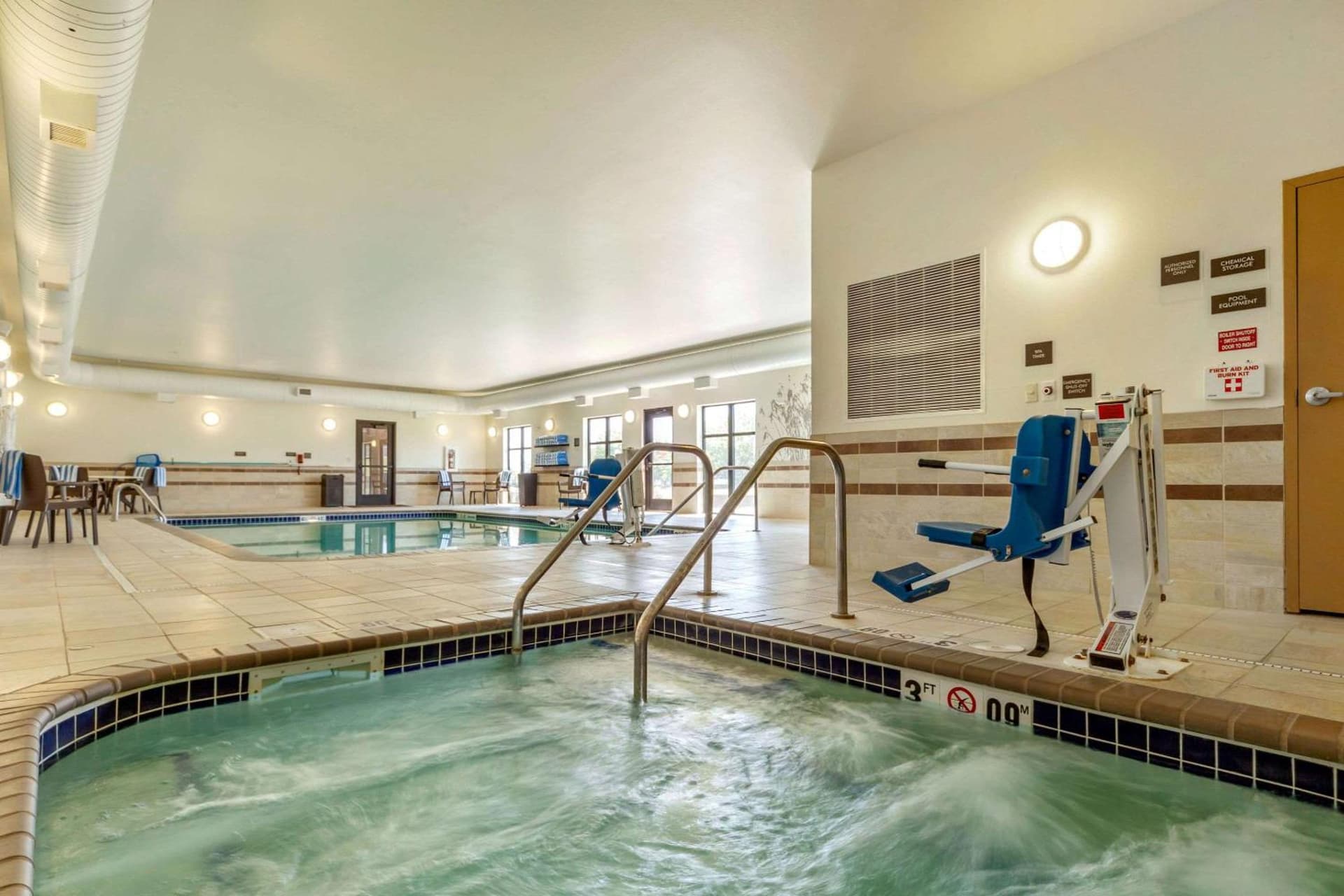 Sleep Inn & Suites Lincoln University Area interior in Lincoln, NE — gallery photo 2