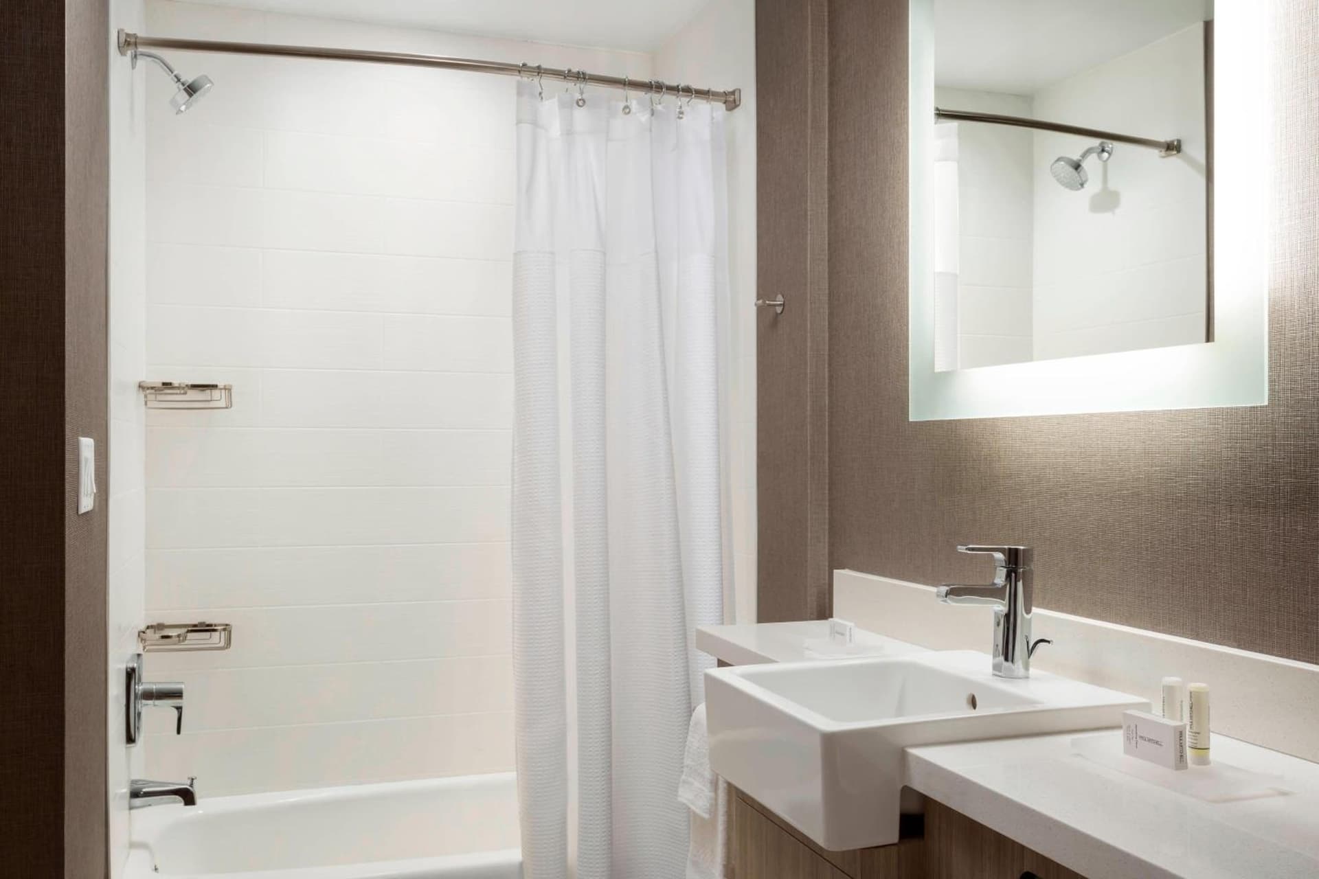 SpringHill Suites by Marriott Belmont Redwood Shores gallery photo in Belmont, CA — image 28