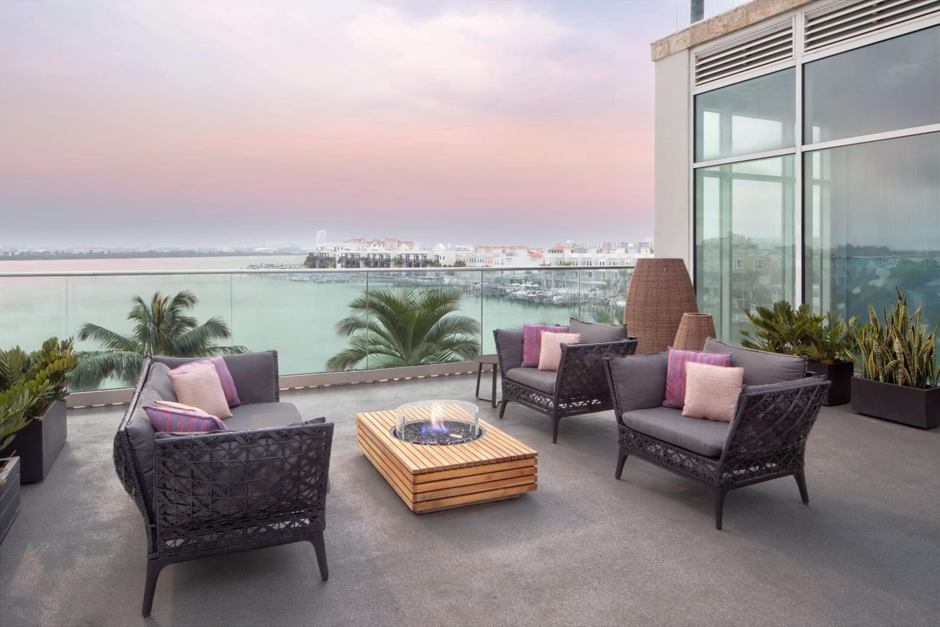 SpringHill Suites by Marriott Clearwater Beach gallery photo in Clearwater Beach, FL — image 35