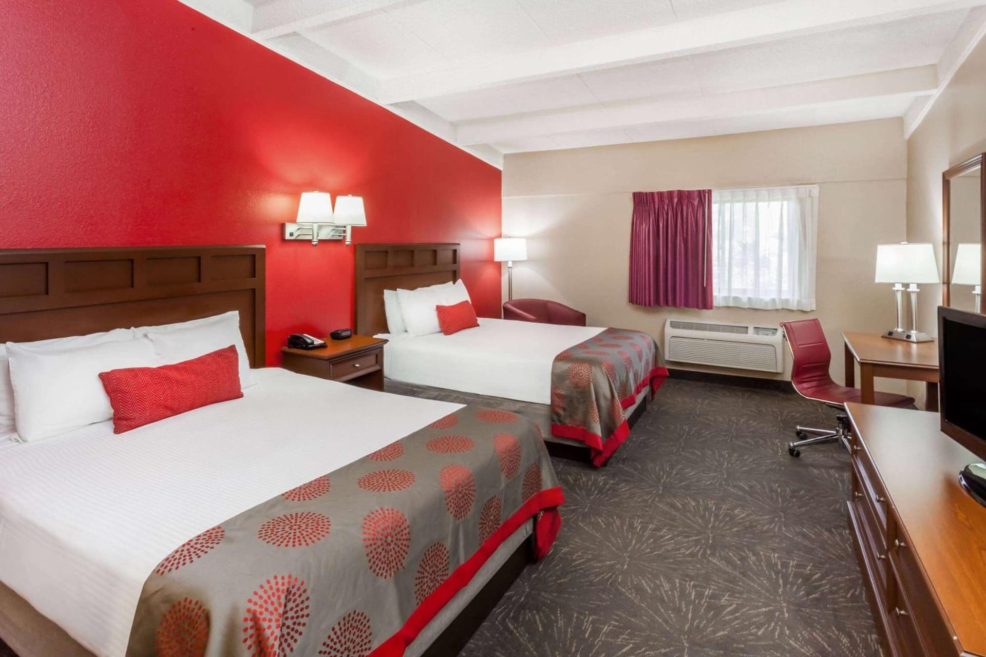 Ramada by Wyndham Hammond Hotel & Conference Center interior in Hammond, IN — gallery photo 2