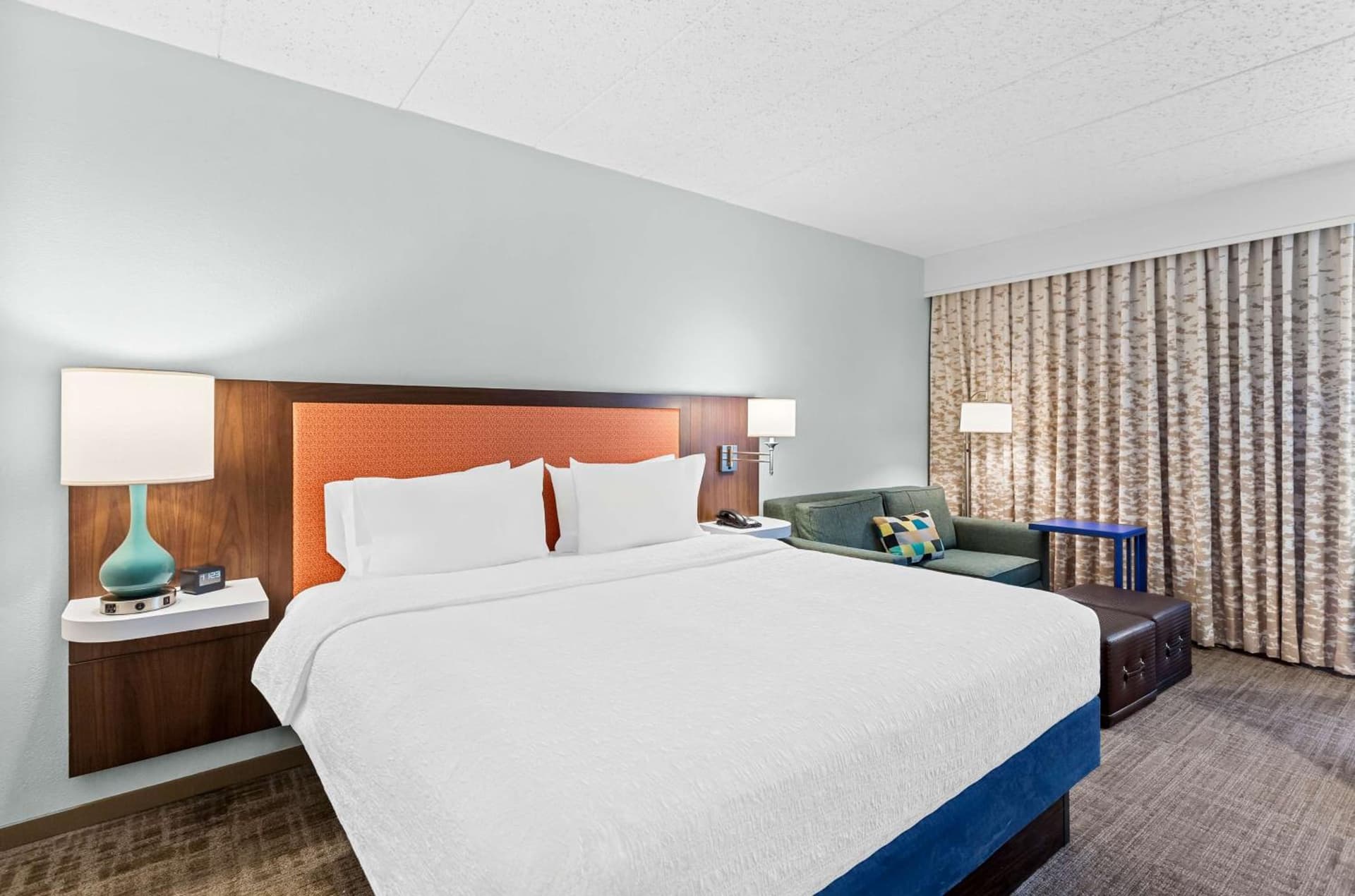 Hampton Inn Chicago-Naperville gallery photo in Naperville, IL — image 16