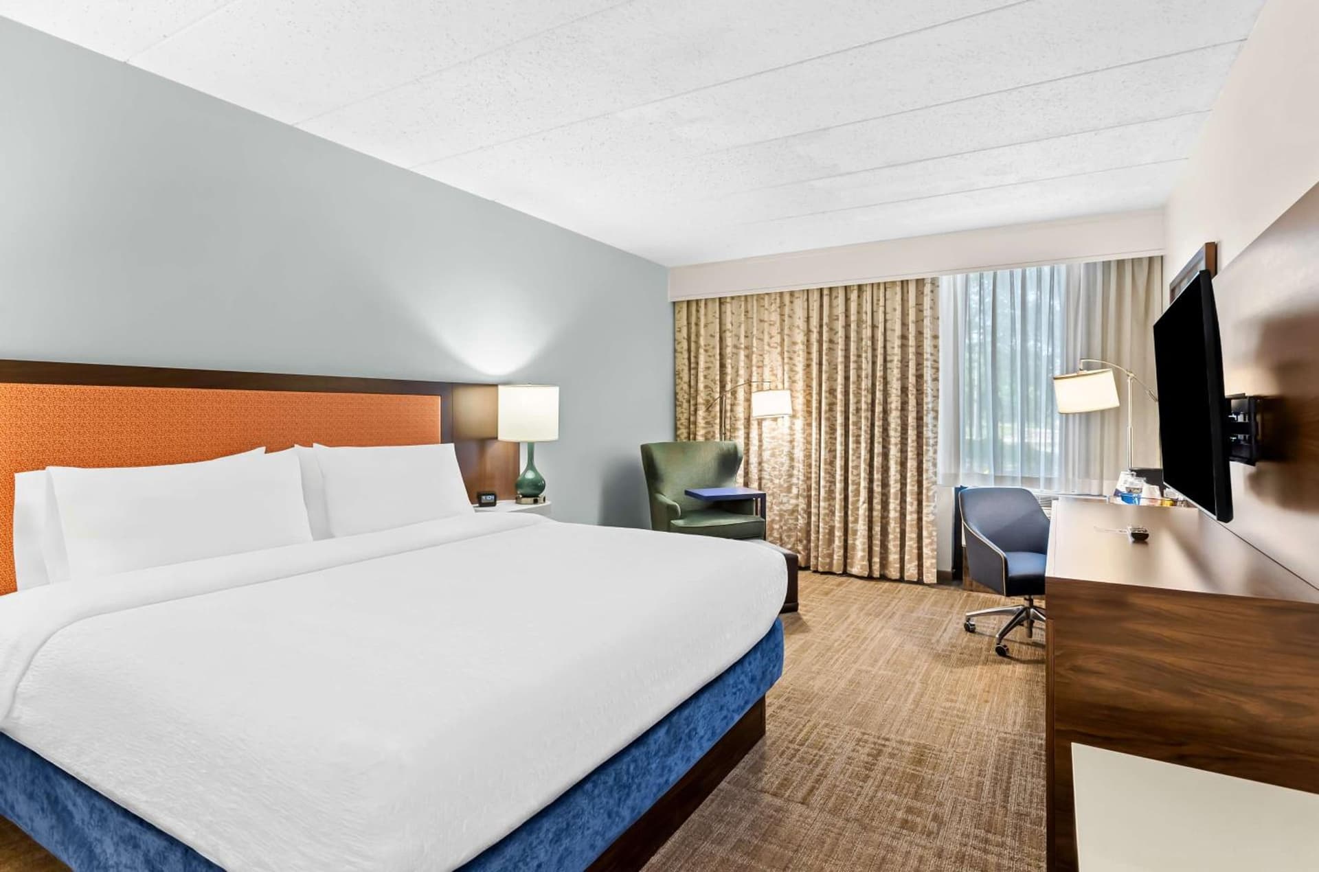 Hampton Inn Chicago-Naperville gallery photo in Naperville, IL — image 34