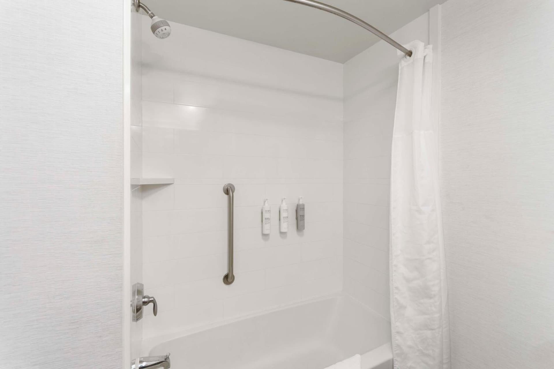 Hampton Inn & Suites by Hilton Columbus Scioto Downs gallery photo in Columbus, OH — image 35