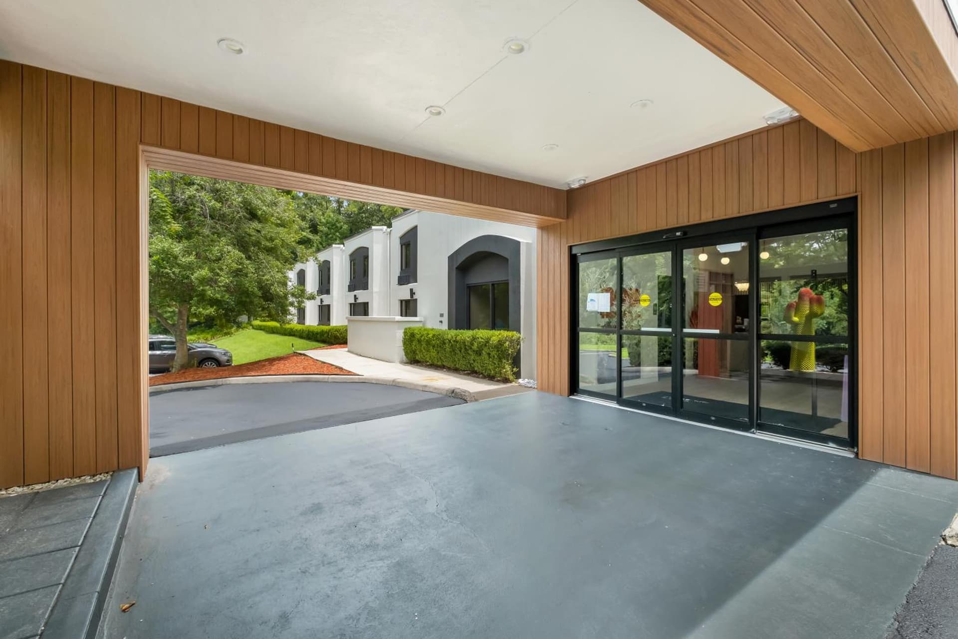 BOB Hotels Tallahassee - Boutique on Budget gallery photo in Tallahassee, FL — image 38