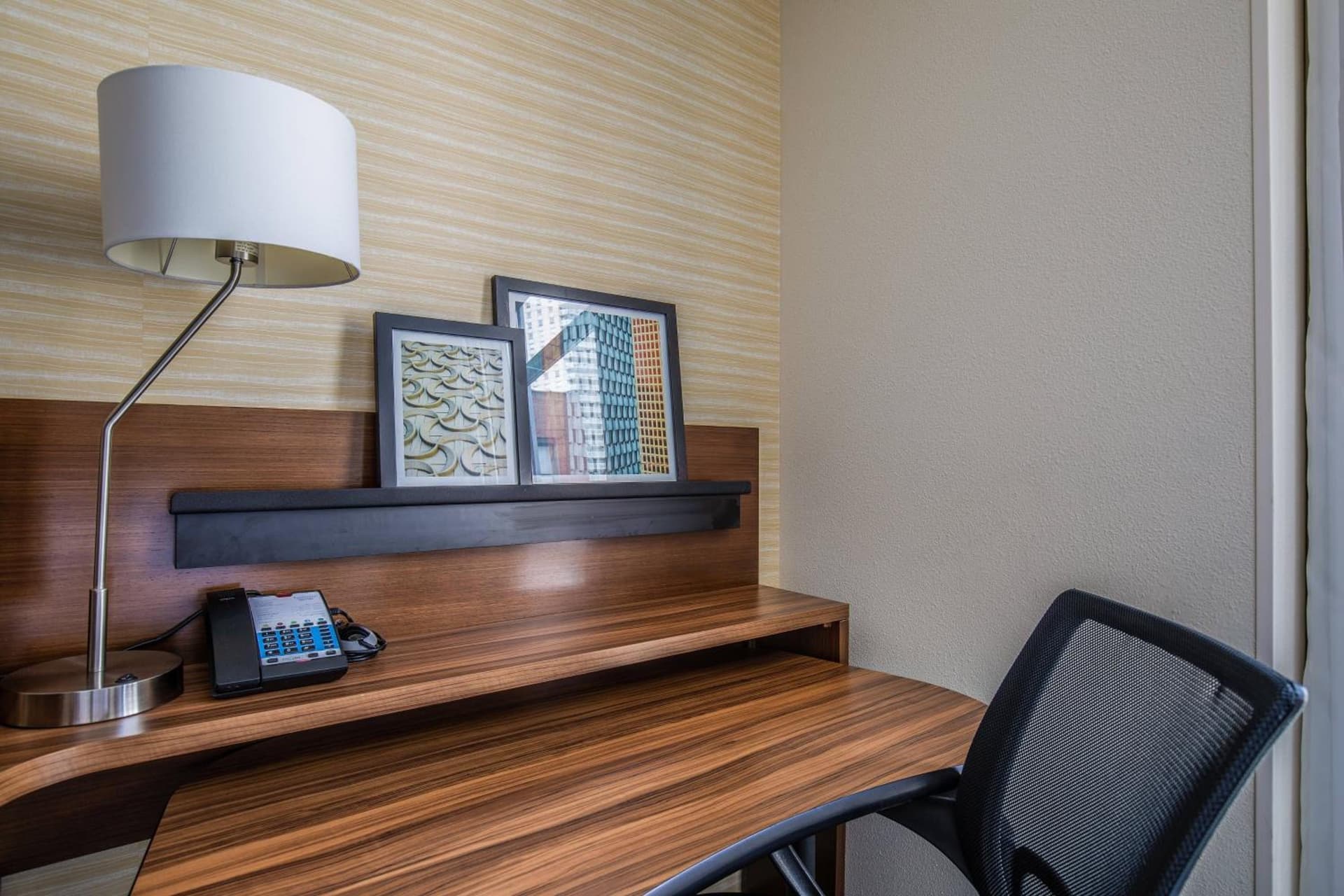 Fairfield Inn and Suites Chicago Downtown-River North property views in Chicago, IL — gallery photo 3