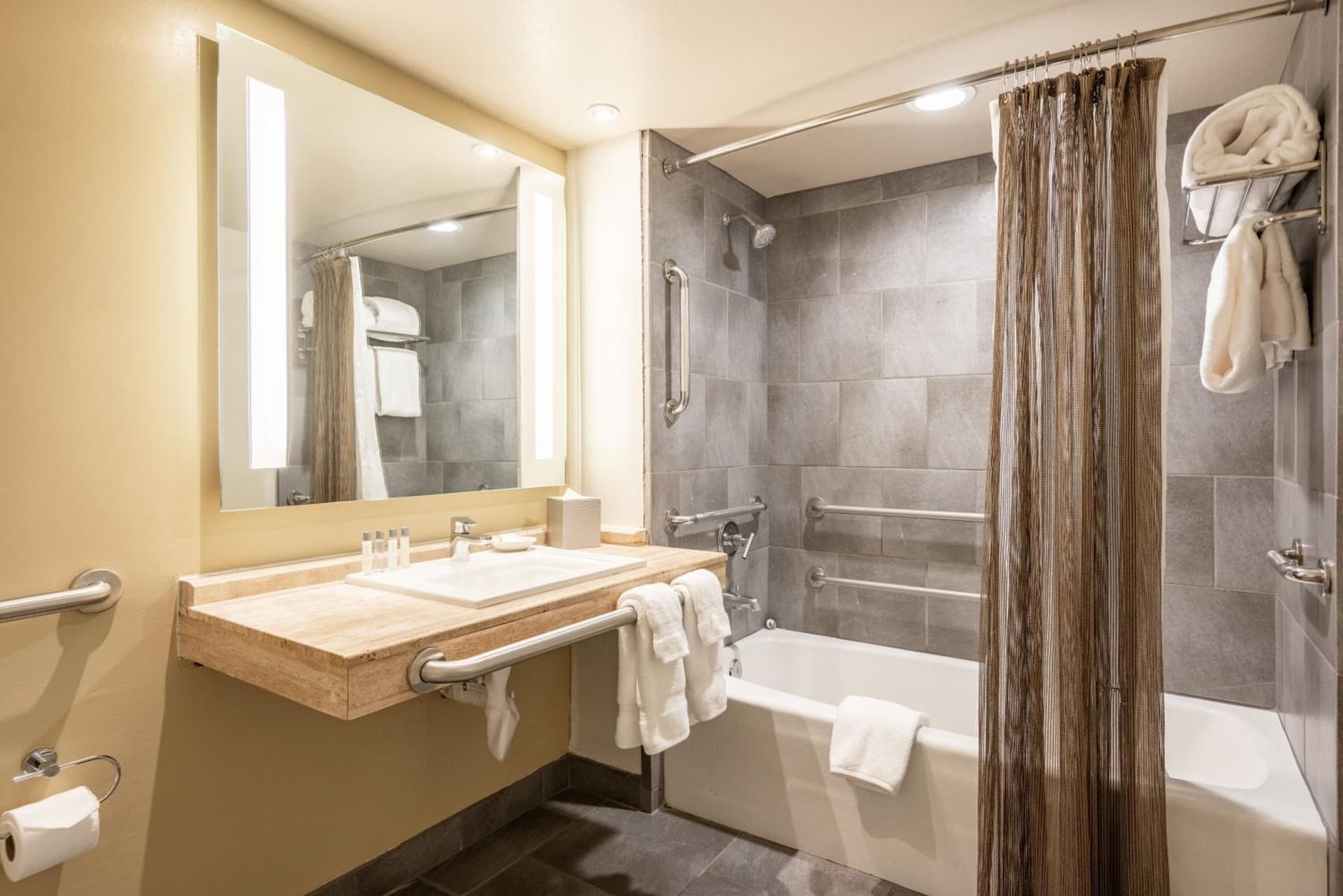 Hotel Zoso gallery photo in Palm Springs, CA — image 37