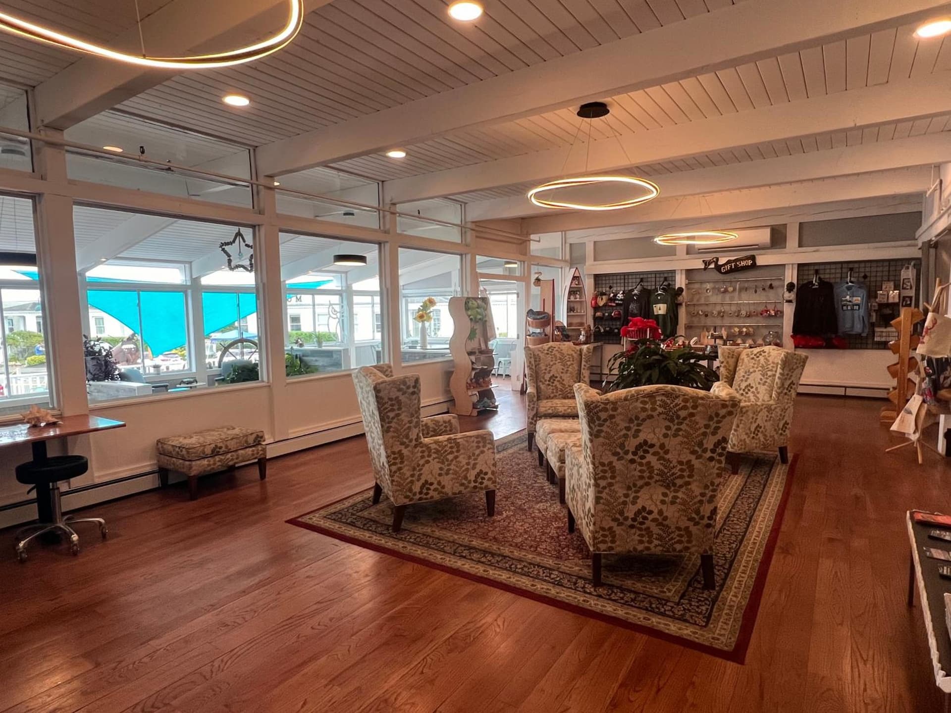 Trade Winds on the Bay property views in Rockland, ME — gallery photo 3