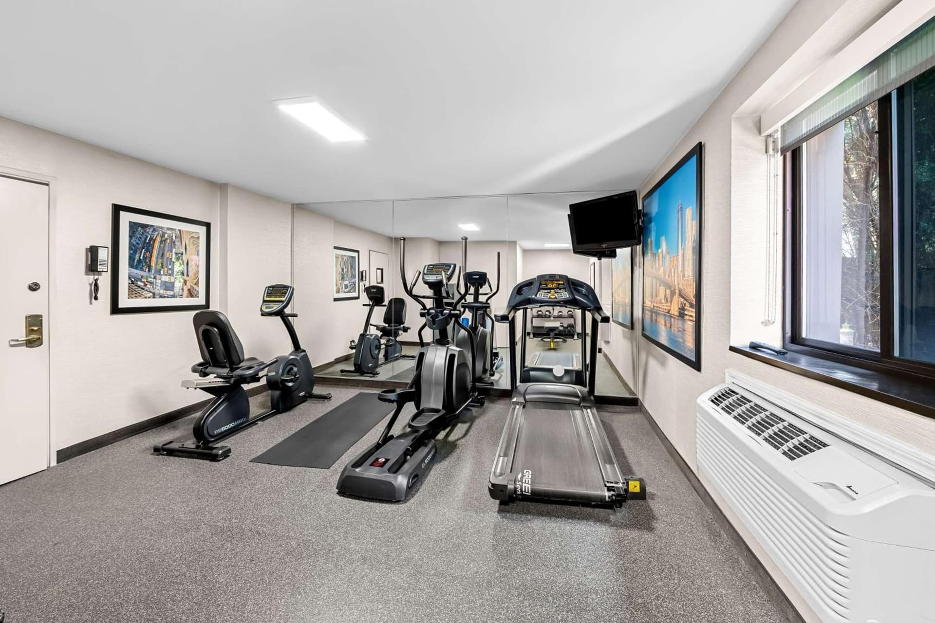 Best Western The Inn at Ramsey-Mahwah gallery photo in Ramsey, NJ — image 27