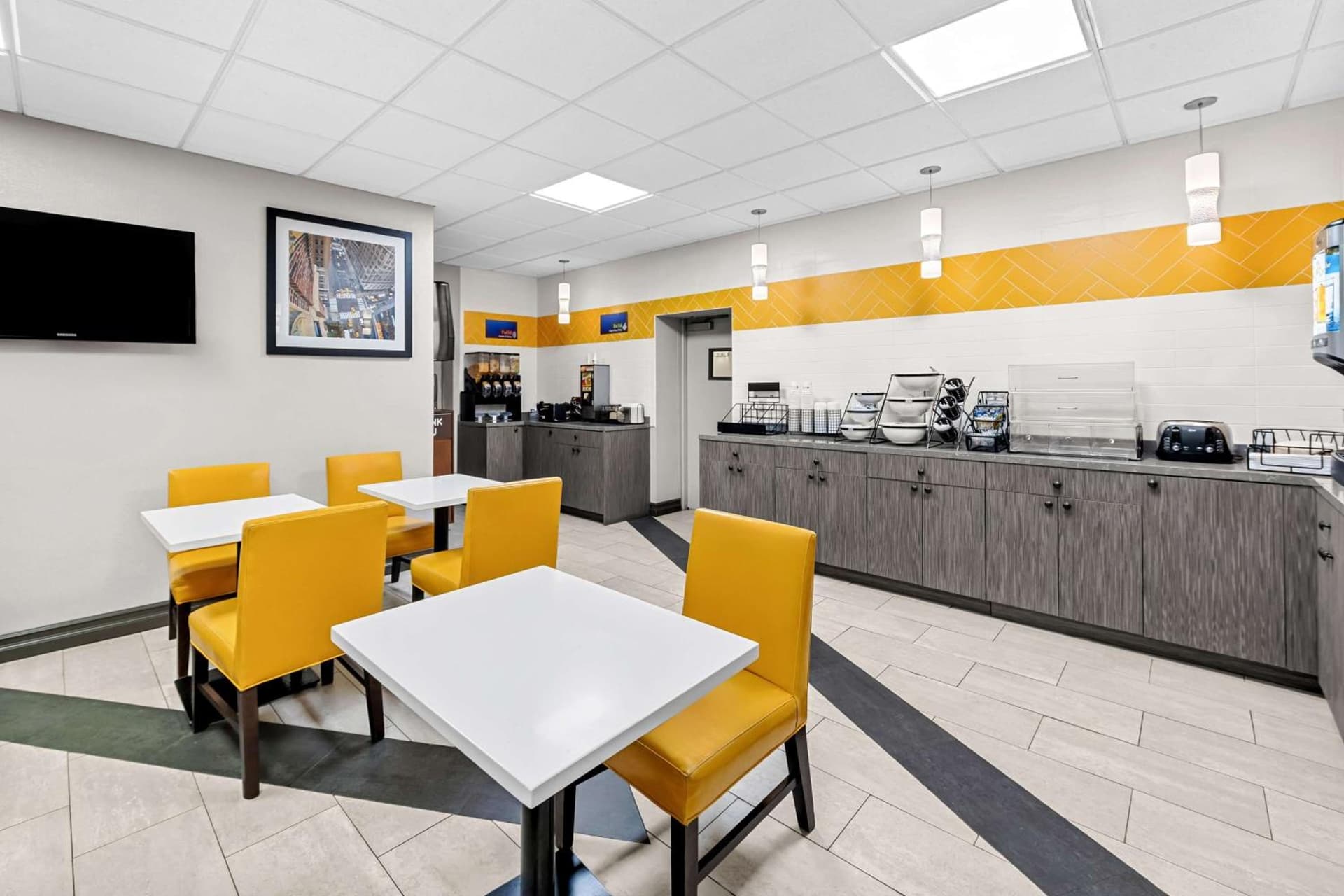 Best Western The Inn at Ramsey-Mahwah gallery photo in Ramsey, NJ — image 18