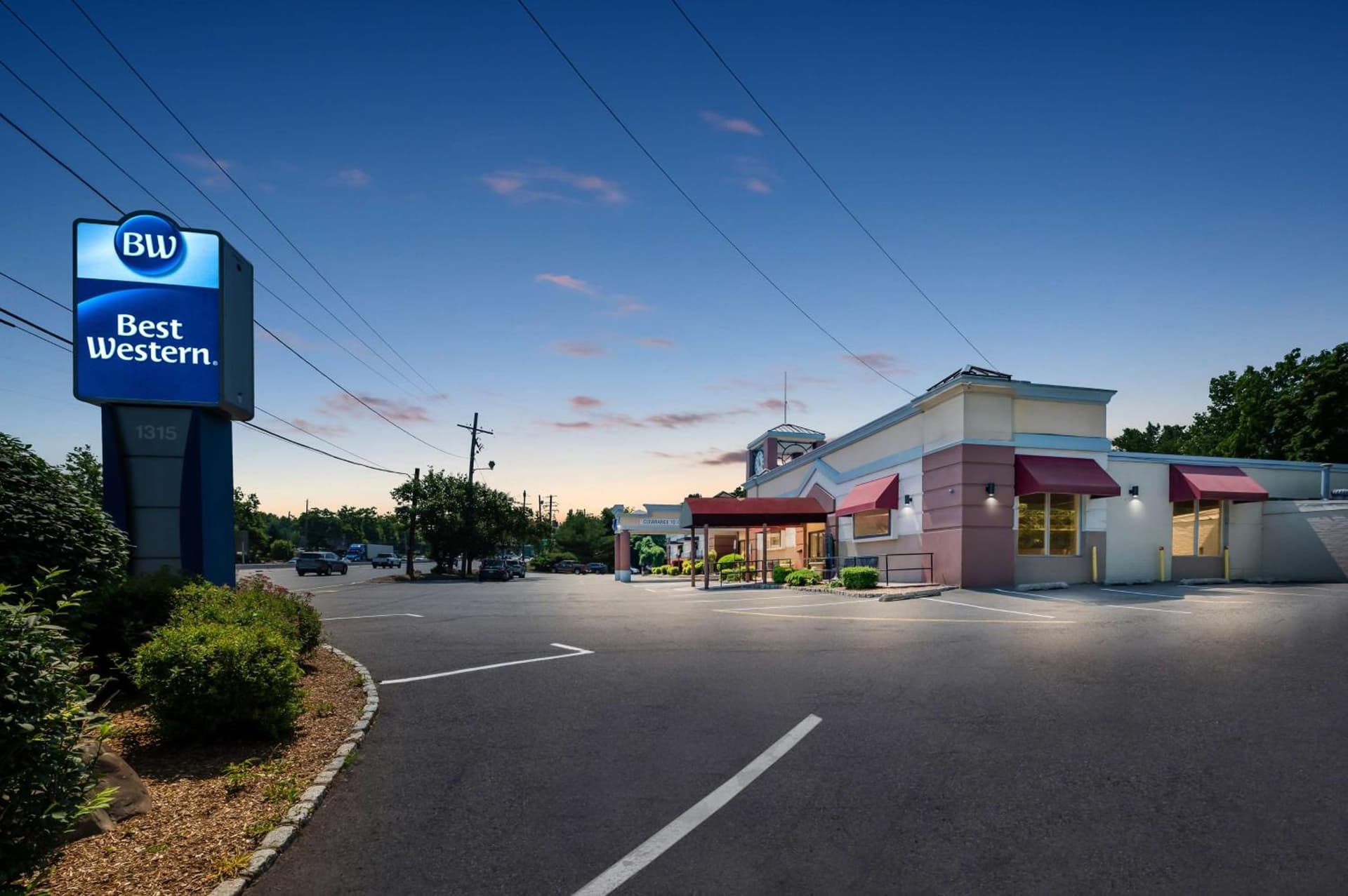 Best Western The Inn at Ramsey-Mahwah gallery photo in Ramsey, NJ — image 16