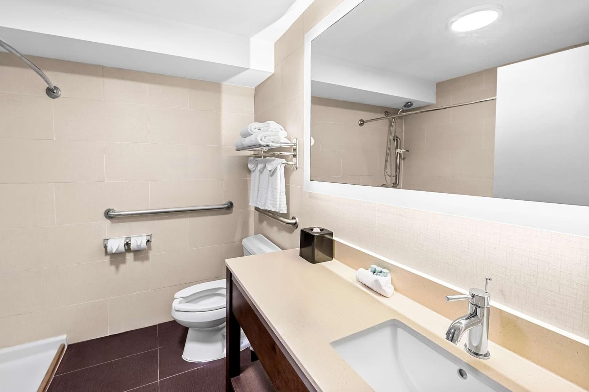 Best Western The Inn at Ramsey-Mahwah gallery photo in Ramsey, NJ — image 13