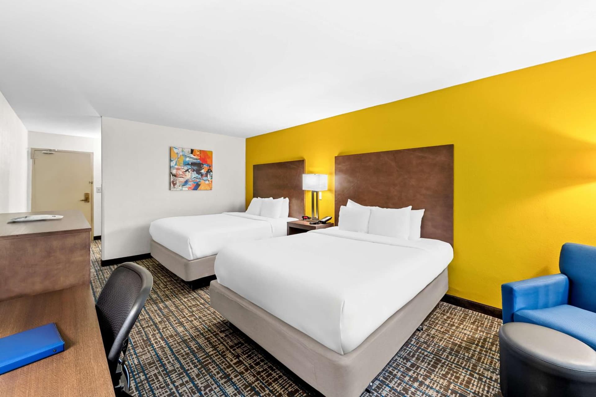 Best Western The Inn at Ramsey-Mahwah gallery photo in Ramsey, NJ — image 7