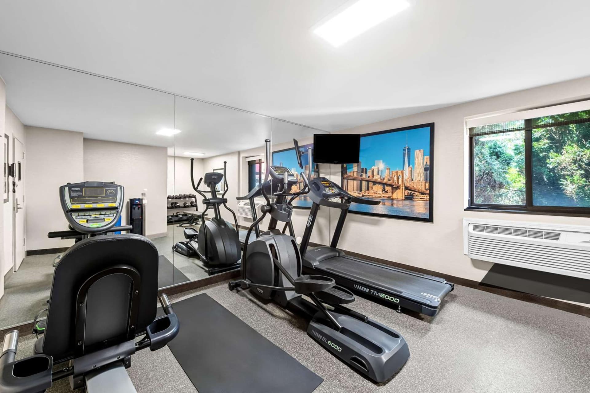 Best Western The Inn at Ramsey-Mahwah gallery photo in Ramsey, NJ — image 12