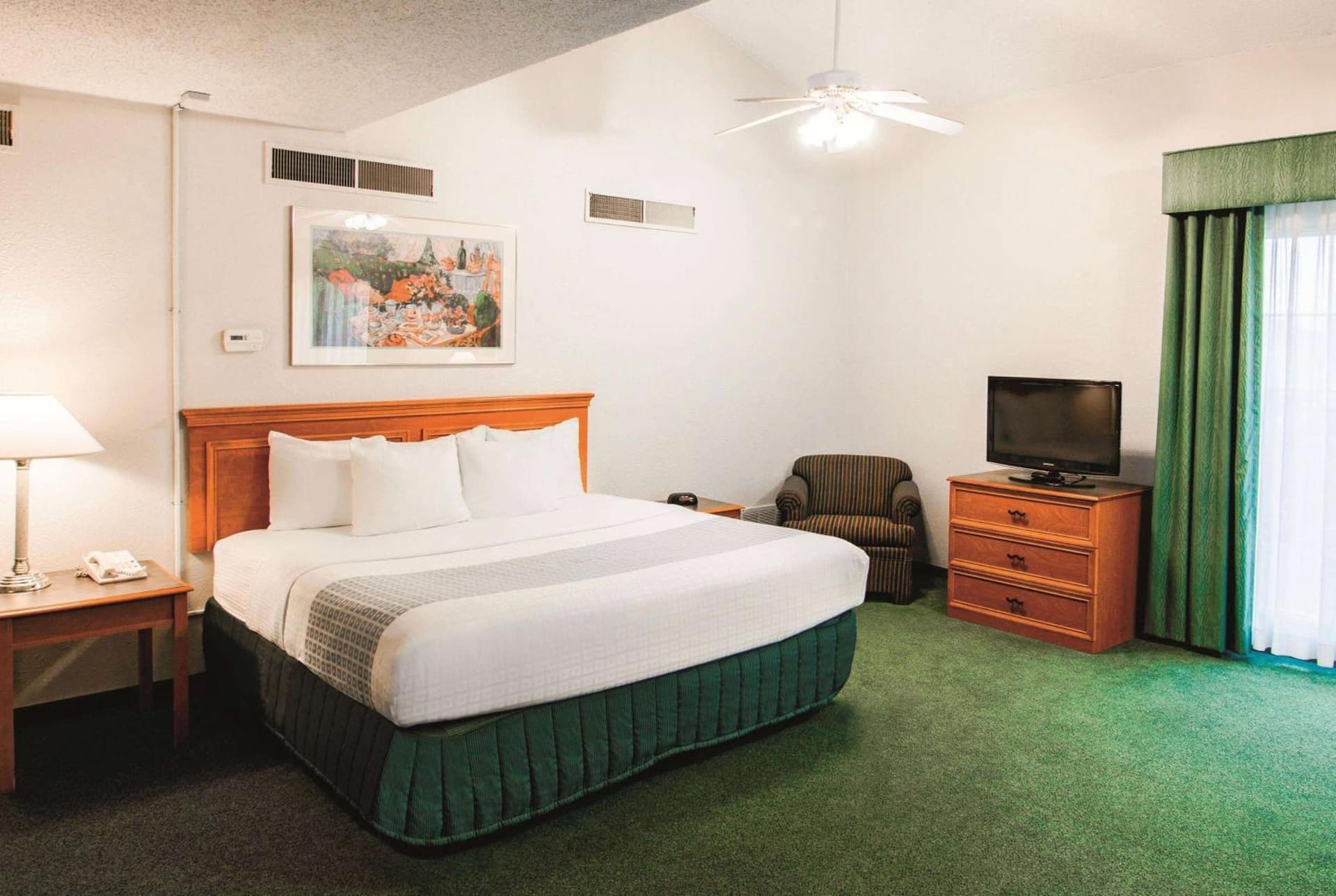 Baymont by Wyndham Indianapolis Airport Lynhurst gallery photo in Indianapolis, IN — image 30