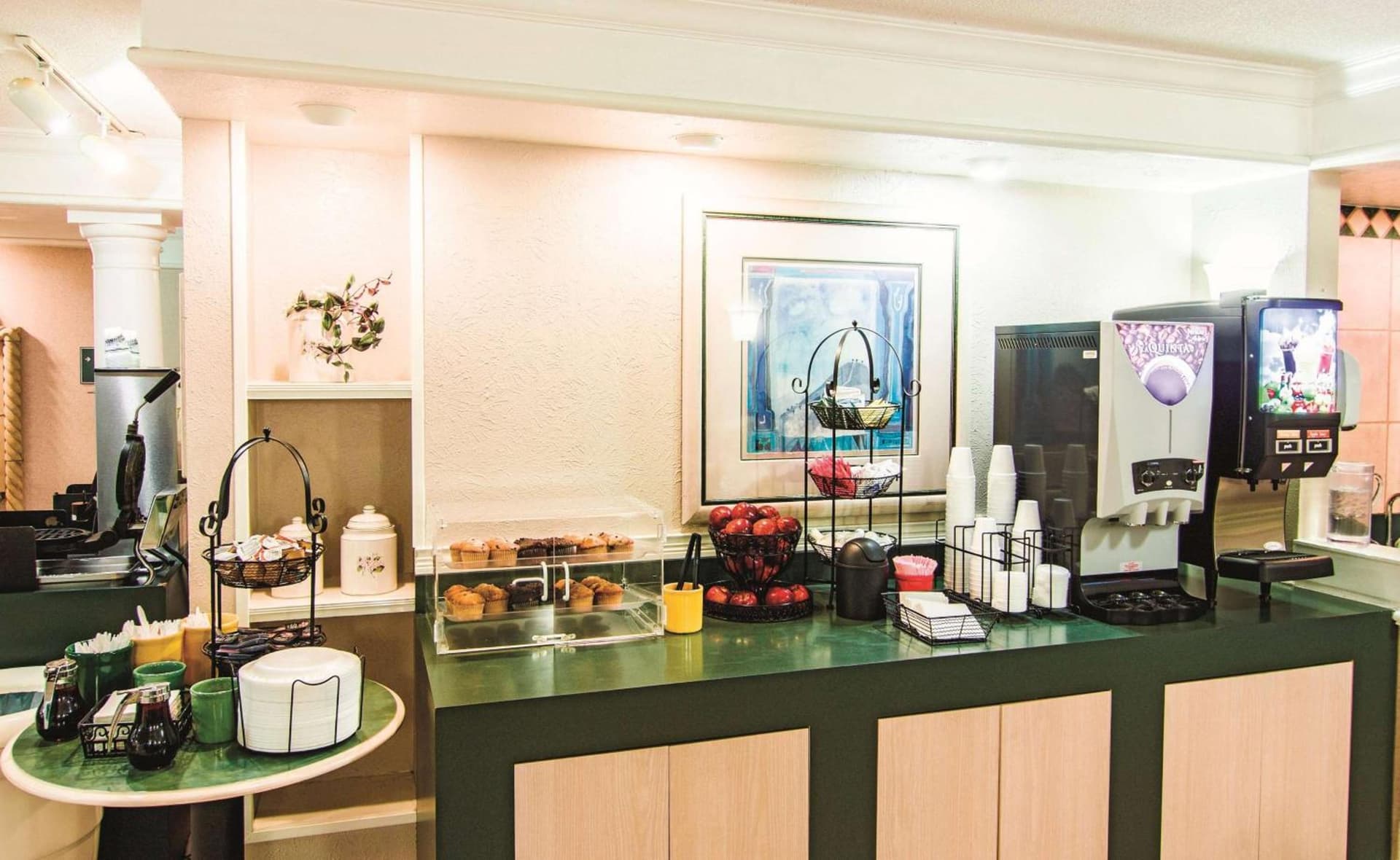 Baymont by Wyndham Indianapolis Airport Lynhurst gallery photo in Indianapolis, IN — image 20