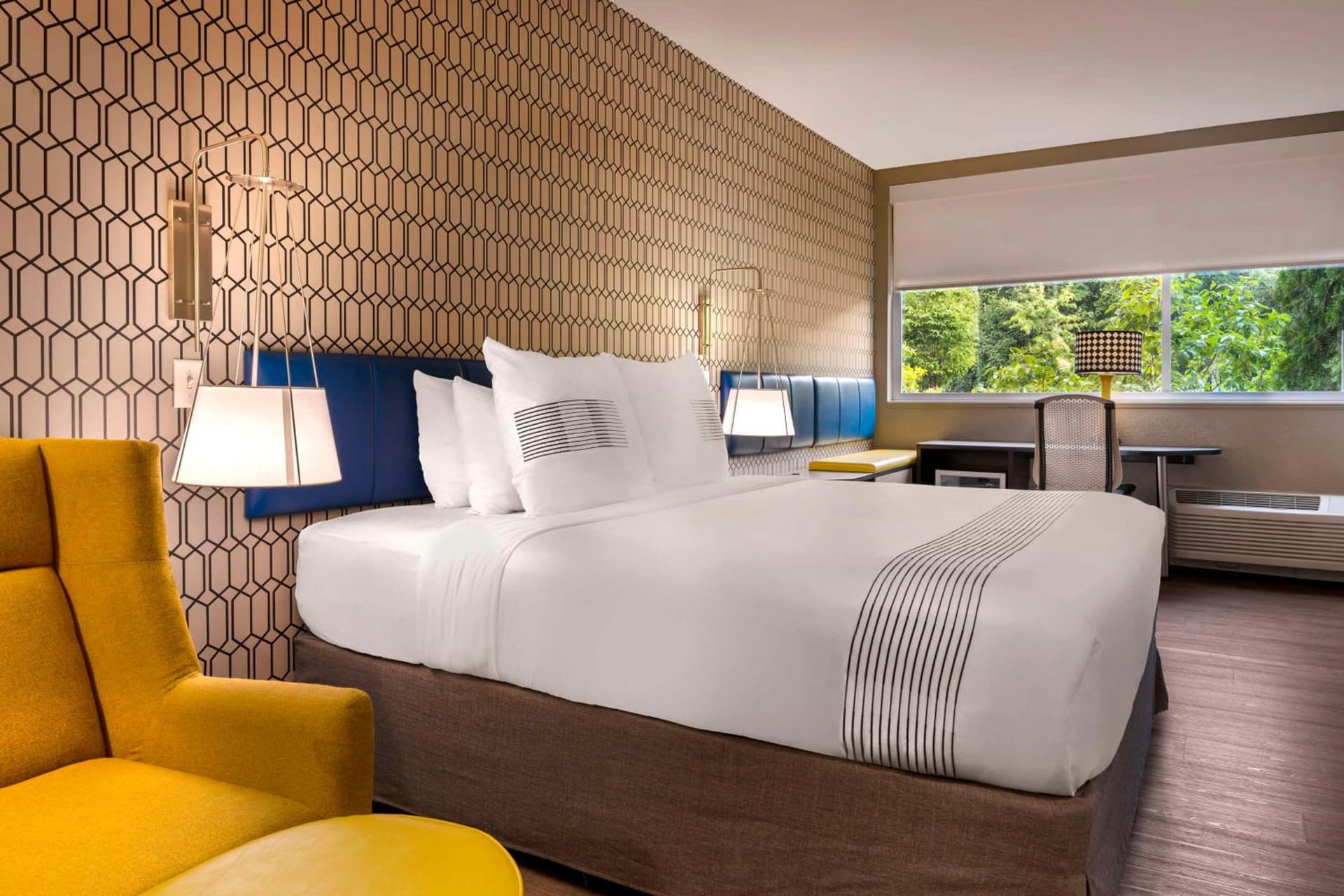 GLo Hotel Asheville-Blue Ridge Parkway gallery photo in Asheville, NC — image 28