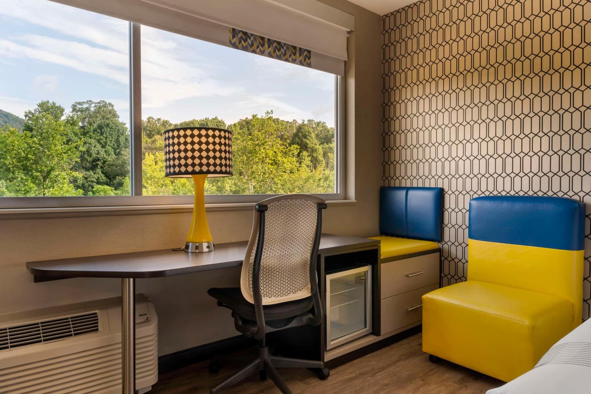 GLo Hotel Asheville-Blue Ridge Parkway gallery photo in Asheville, NC — image 18