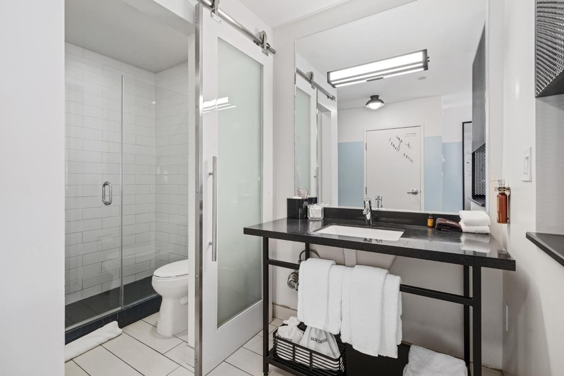 Hotel Erwin Venice Beach gallery photo in Los Angeles, CA — image 143