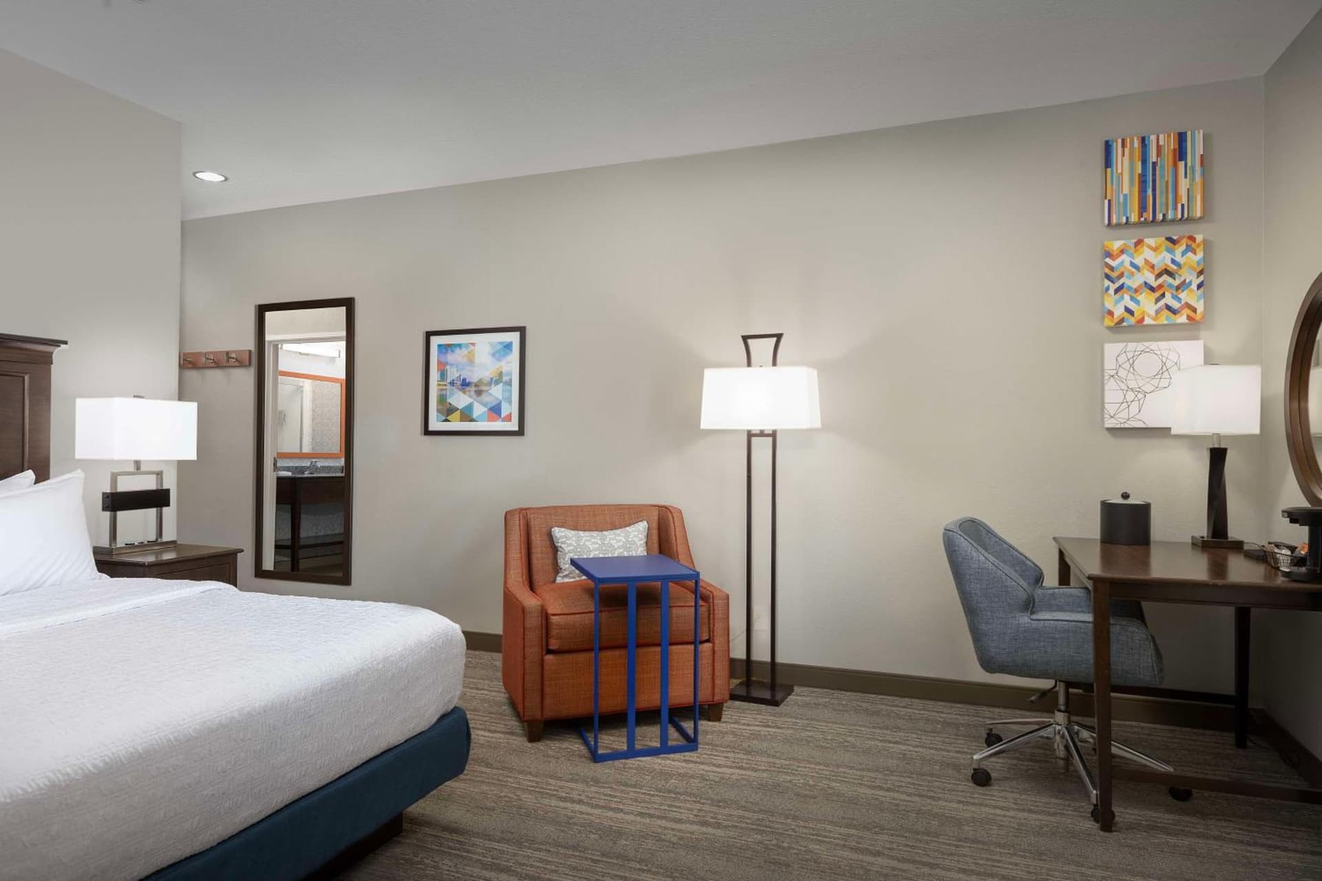 Hampton Inn & Suites Huntsville Research Park Area gallery photo in Huntsville, AL — image 21
