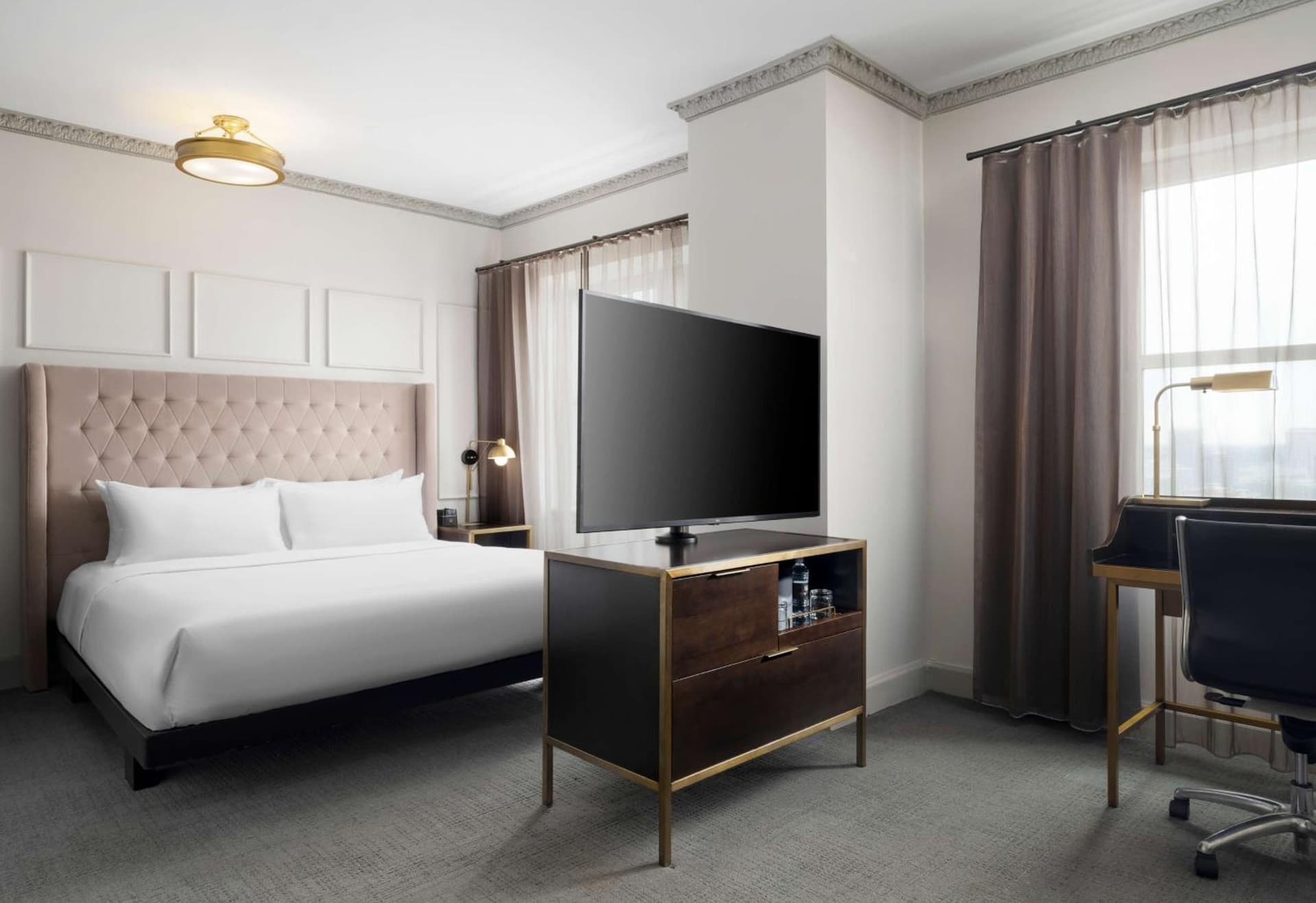 Hotel Phillips Kansas City, Curio Collection By Hilton gallery photo in Kansas City, MO — image 39